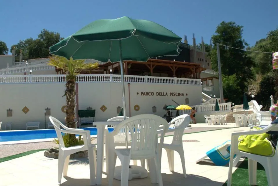 Swimming Pool in Bed e Breakfast Sanmarco