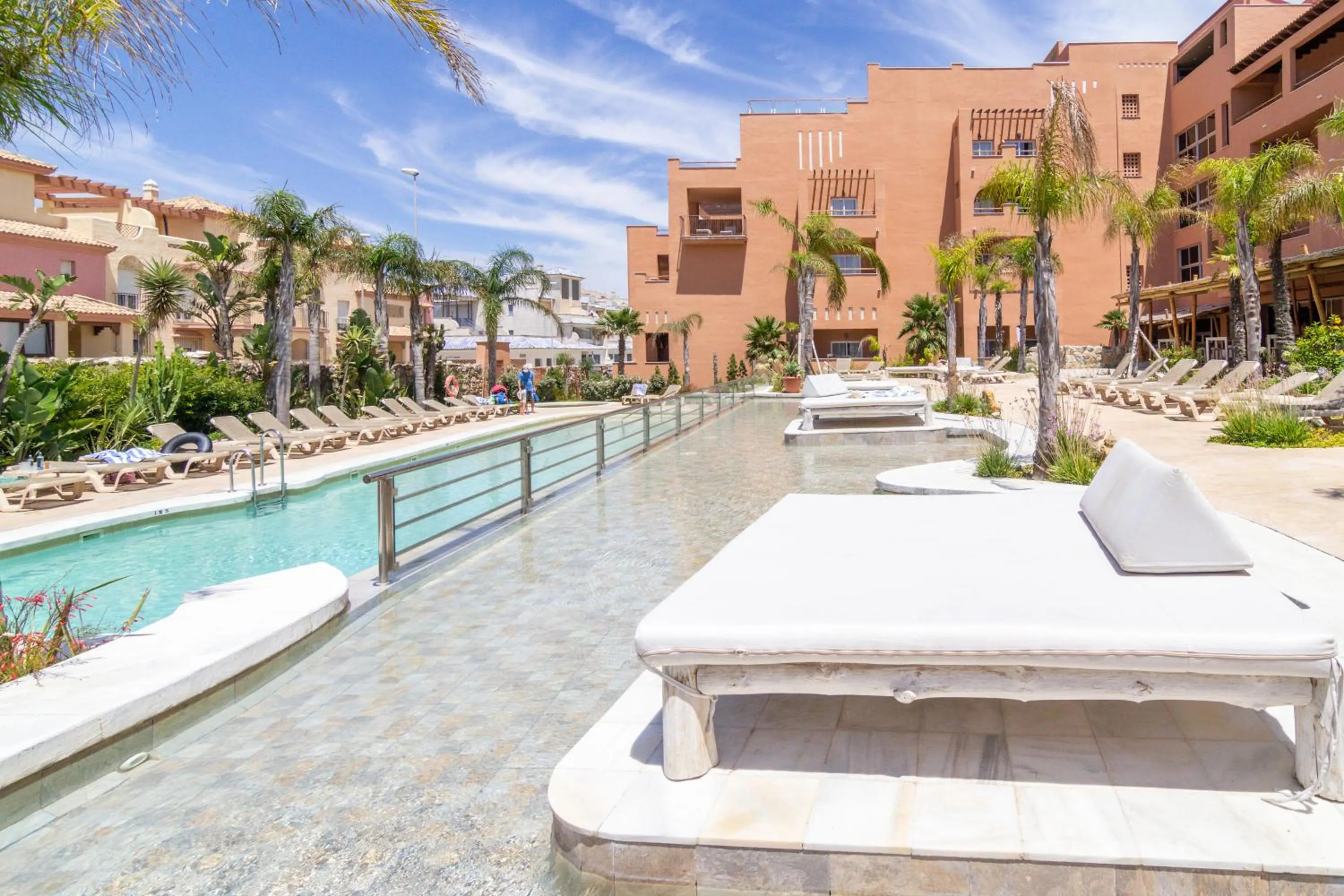 Garden in Tarifa Lances by QHotels