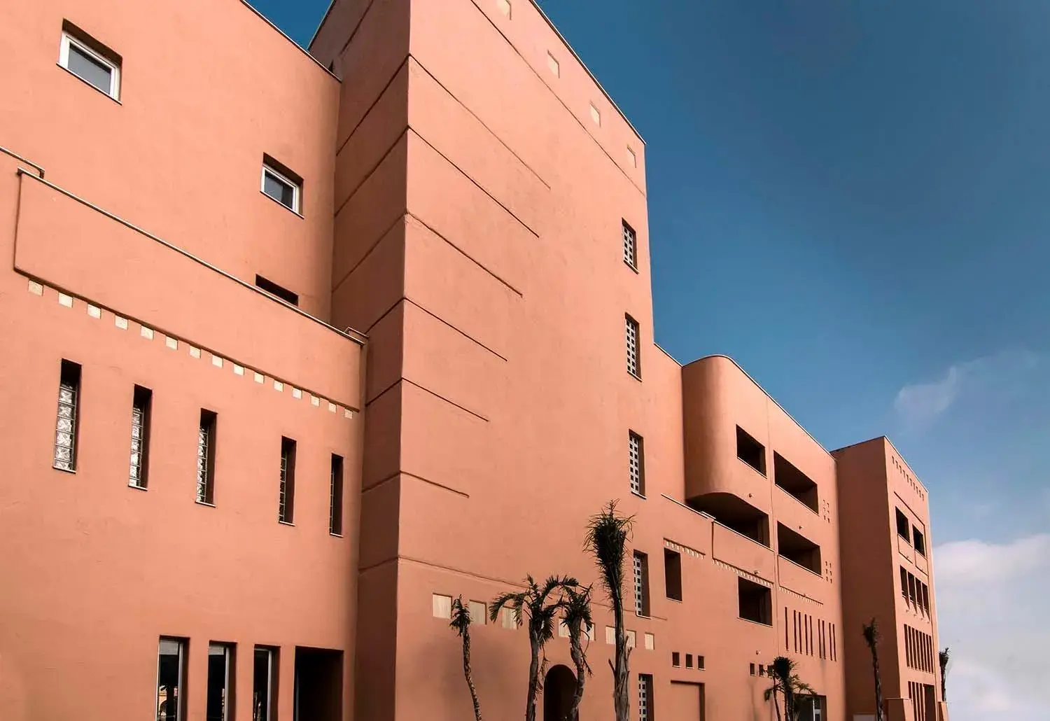 Property building in Tarifa Lances by QHotels Property building in Tarifa Lances by QHotels