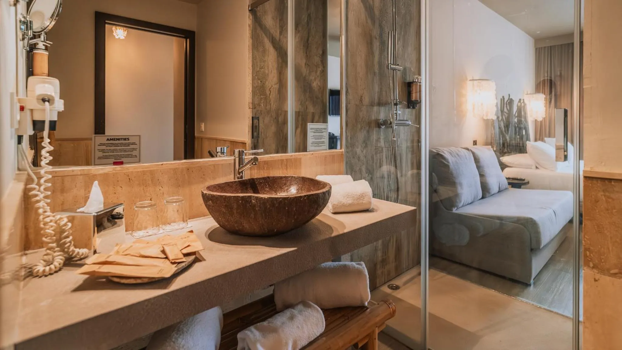 Bathroom, Bed in Tarifa Lances by QHotels