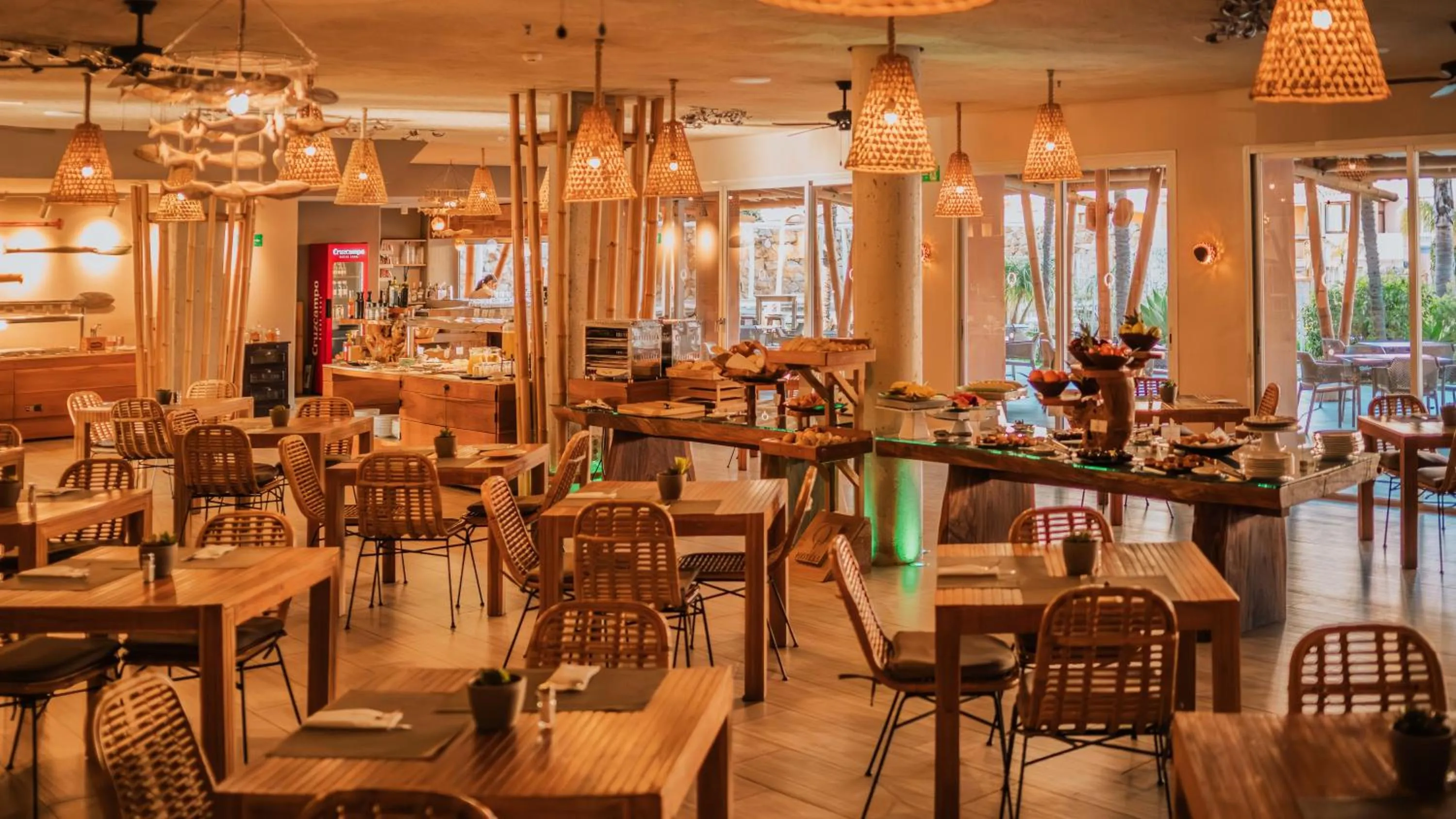 Restaurant/places to eat in Tarifa Lances by QHotels