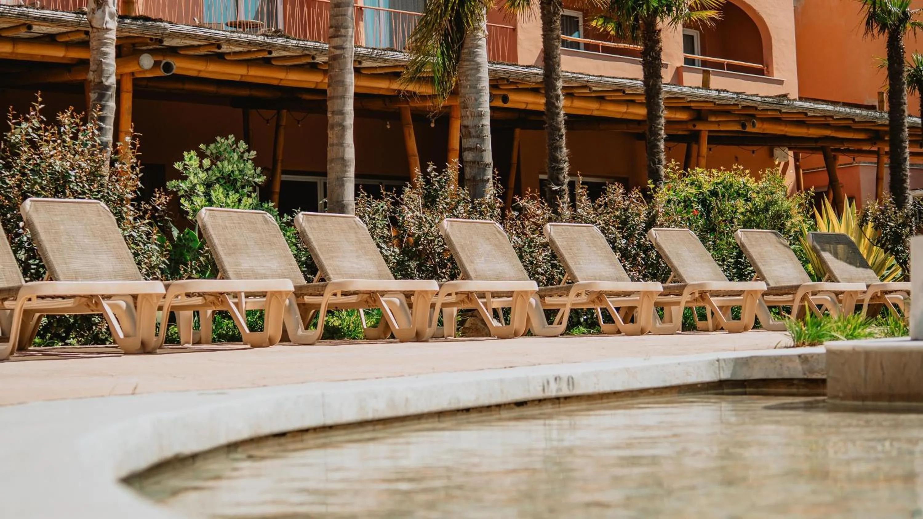 Pool view in Tarifa Lances by QHotels