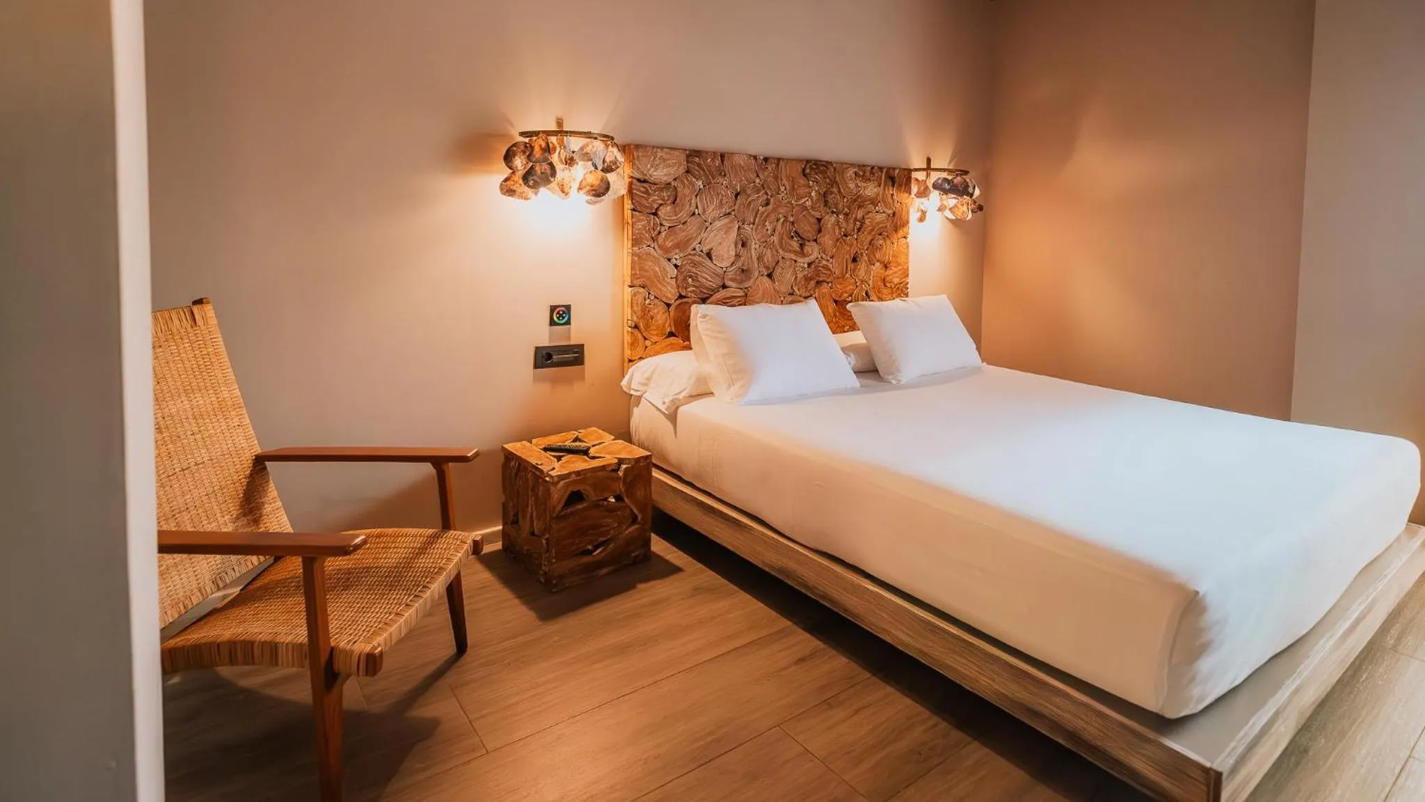 Bed in Tarifa Lances by QHotels