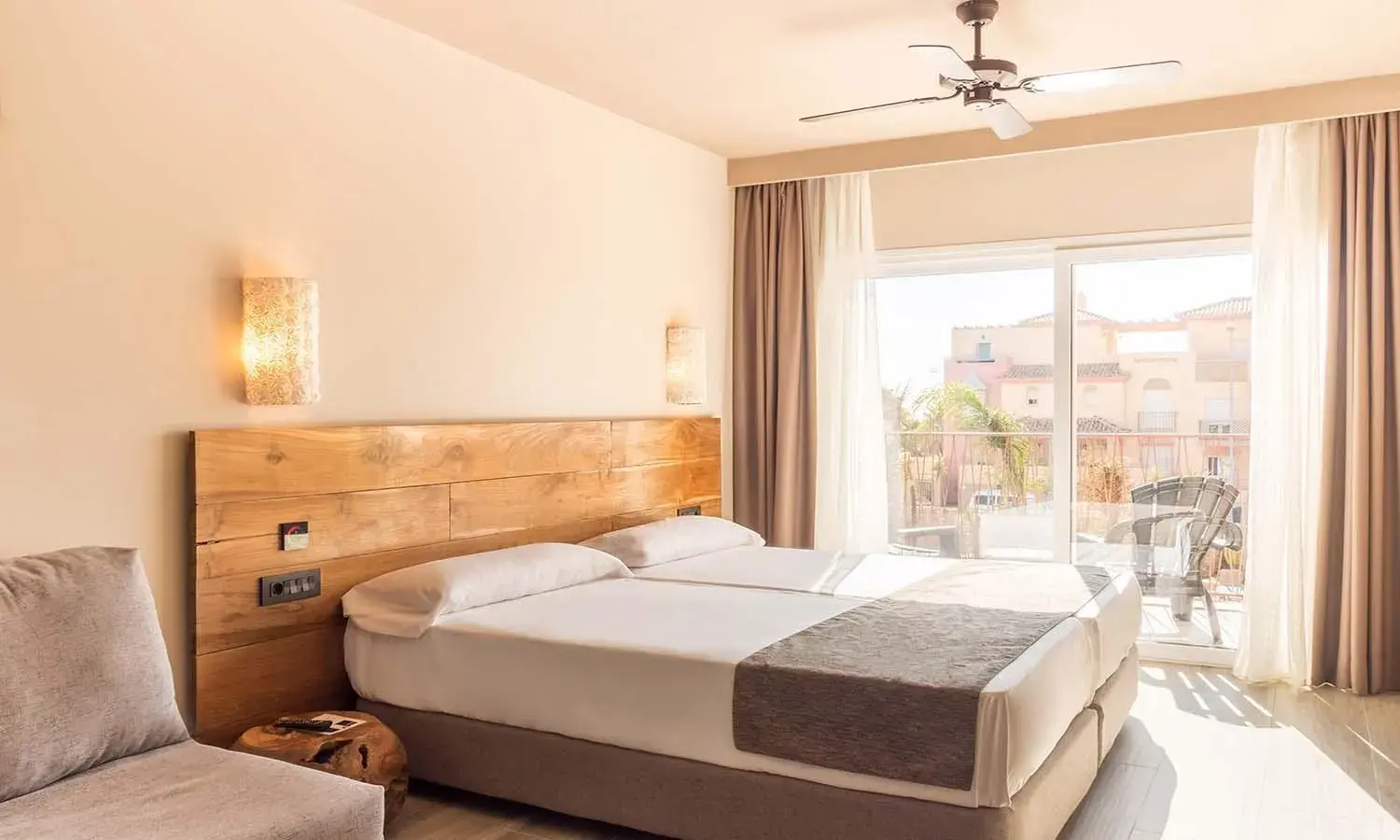 Bed in Tarifa Lances by QHotels Bed in Tarifa Lances by QHotels