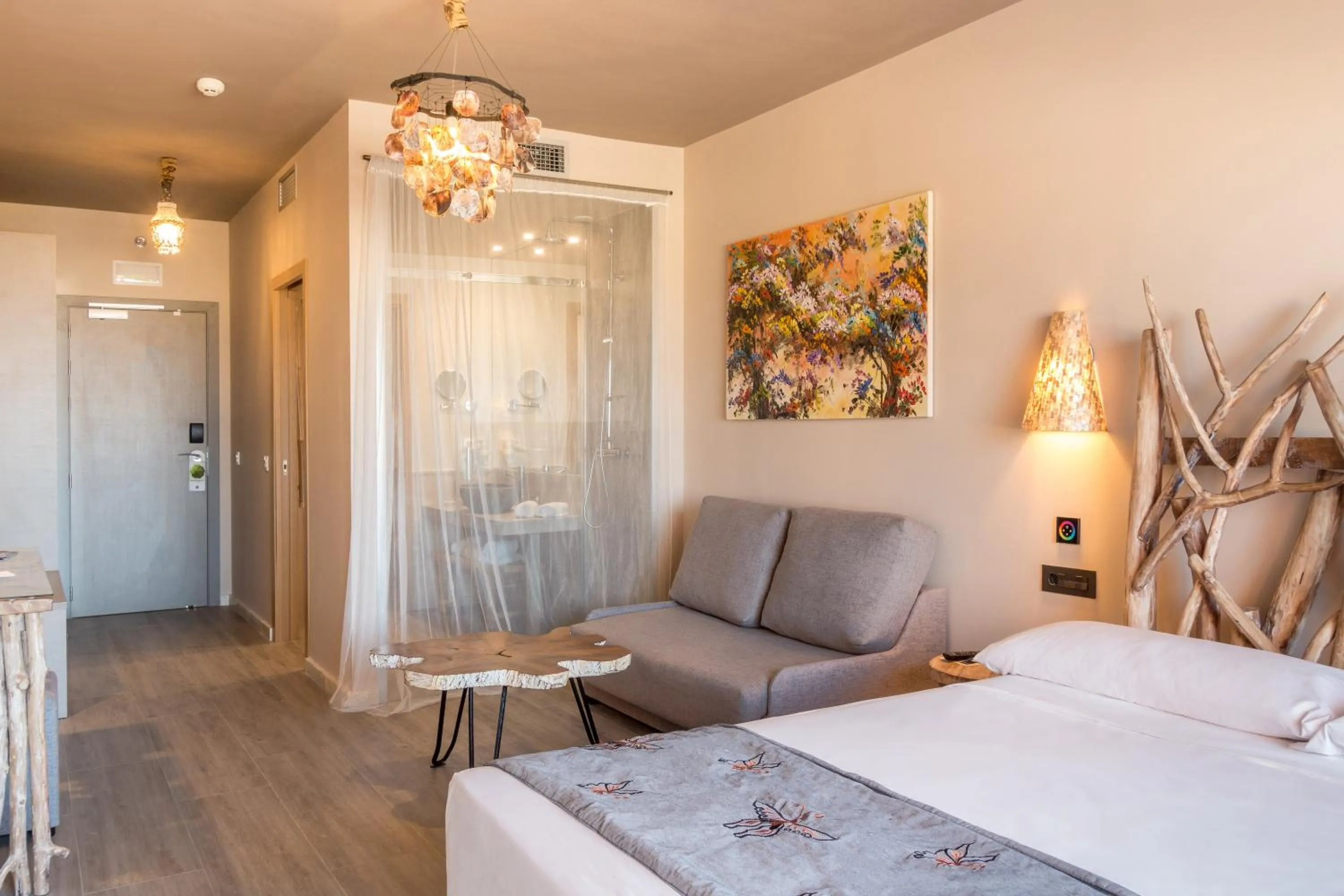 Photo of the whole room, Bed in Tarifa Lances by QHotels