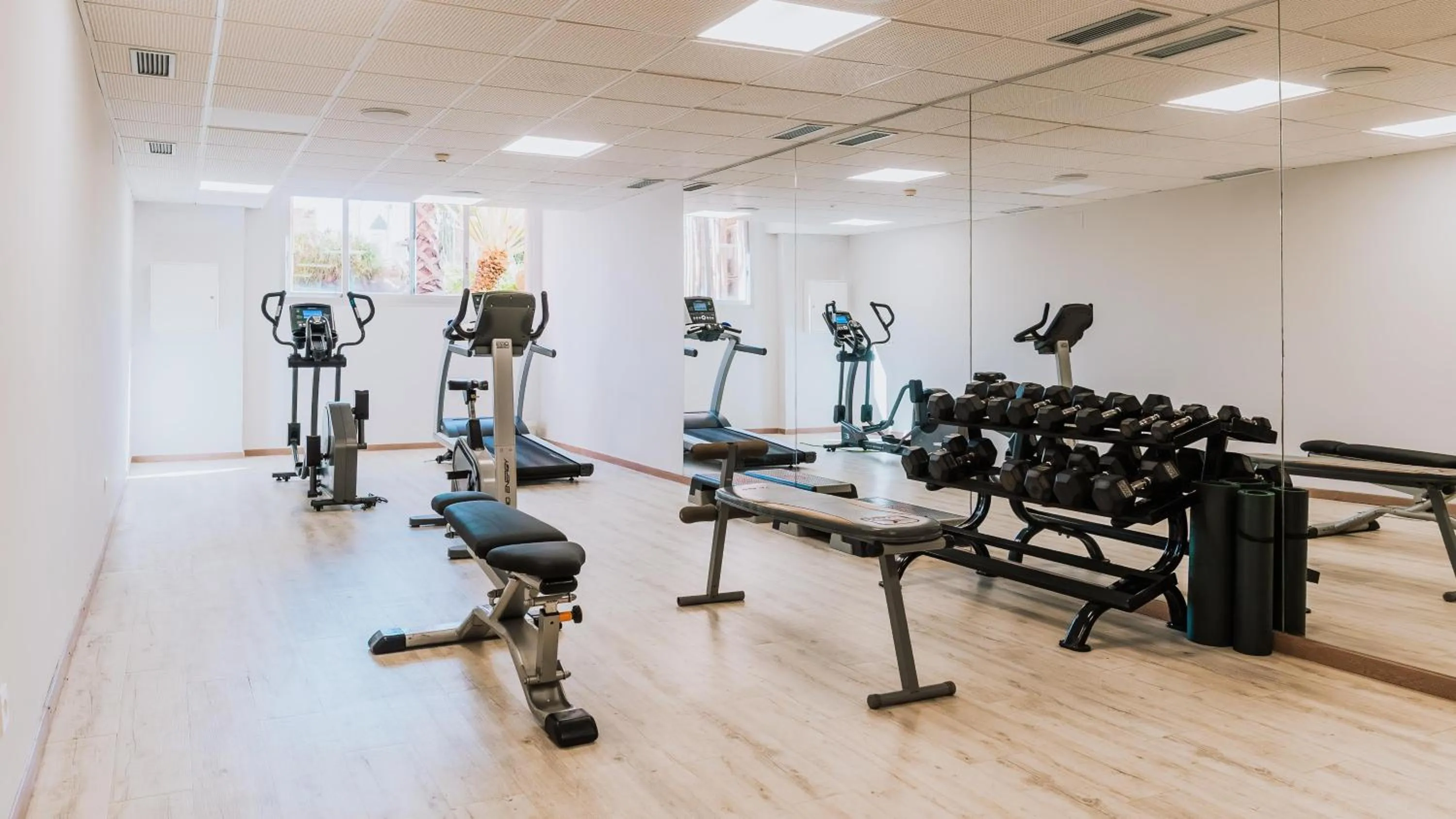 Fitness centre/facilities in Tarifa Lances by QHotels