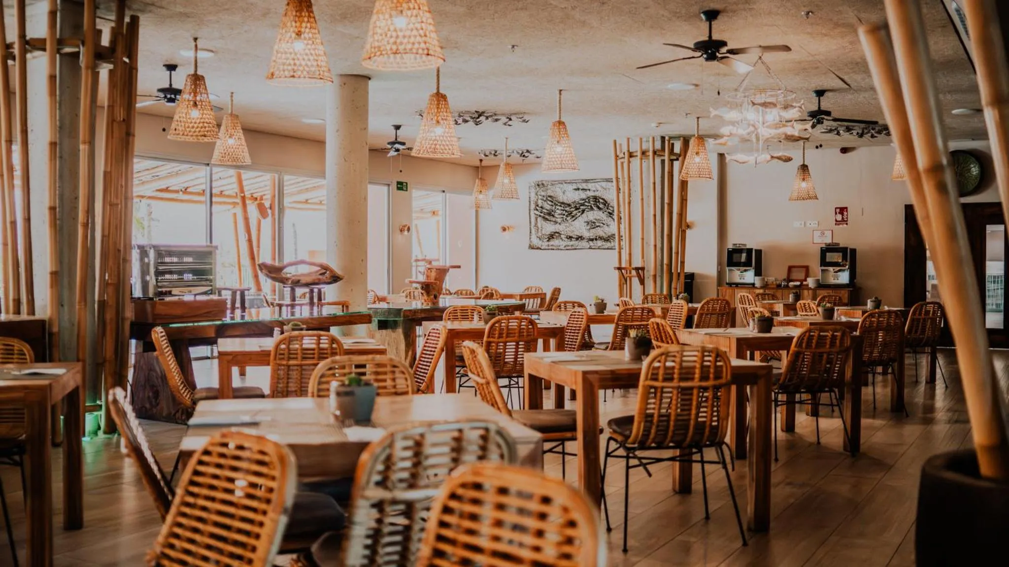 Restaurant/places to eat in Tarifa Lances by QHotels