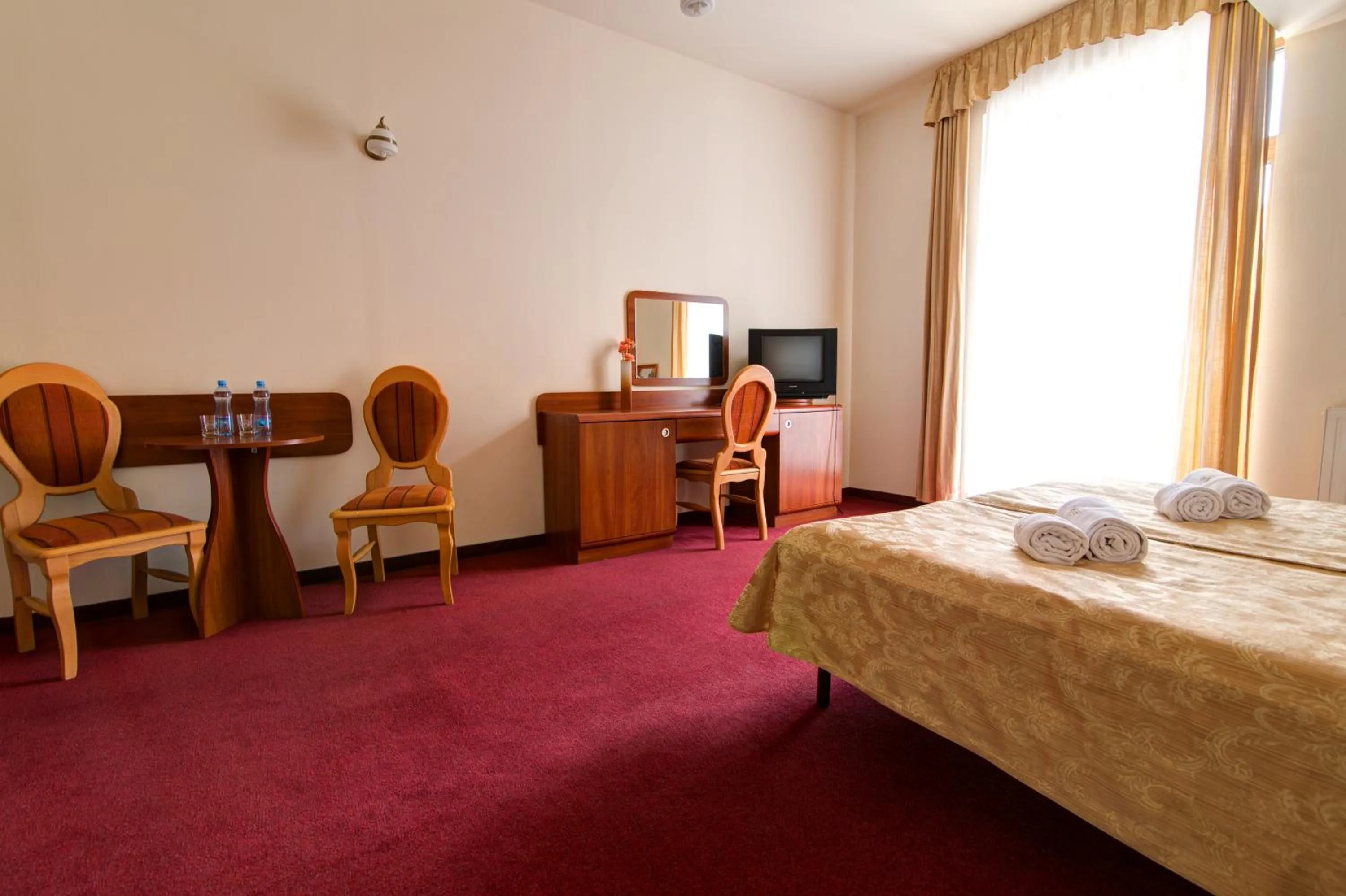 TV and multimedia, Bed in Apartamenty Renesans