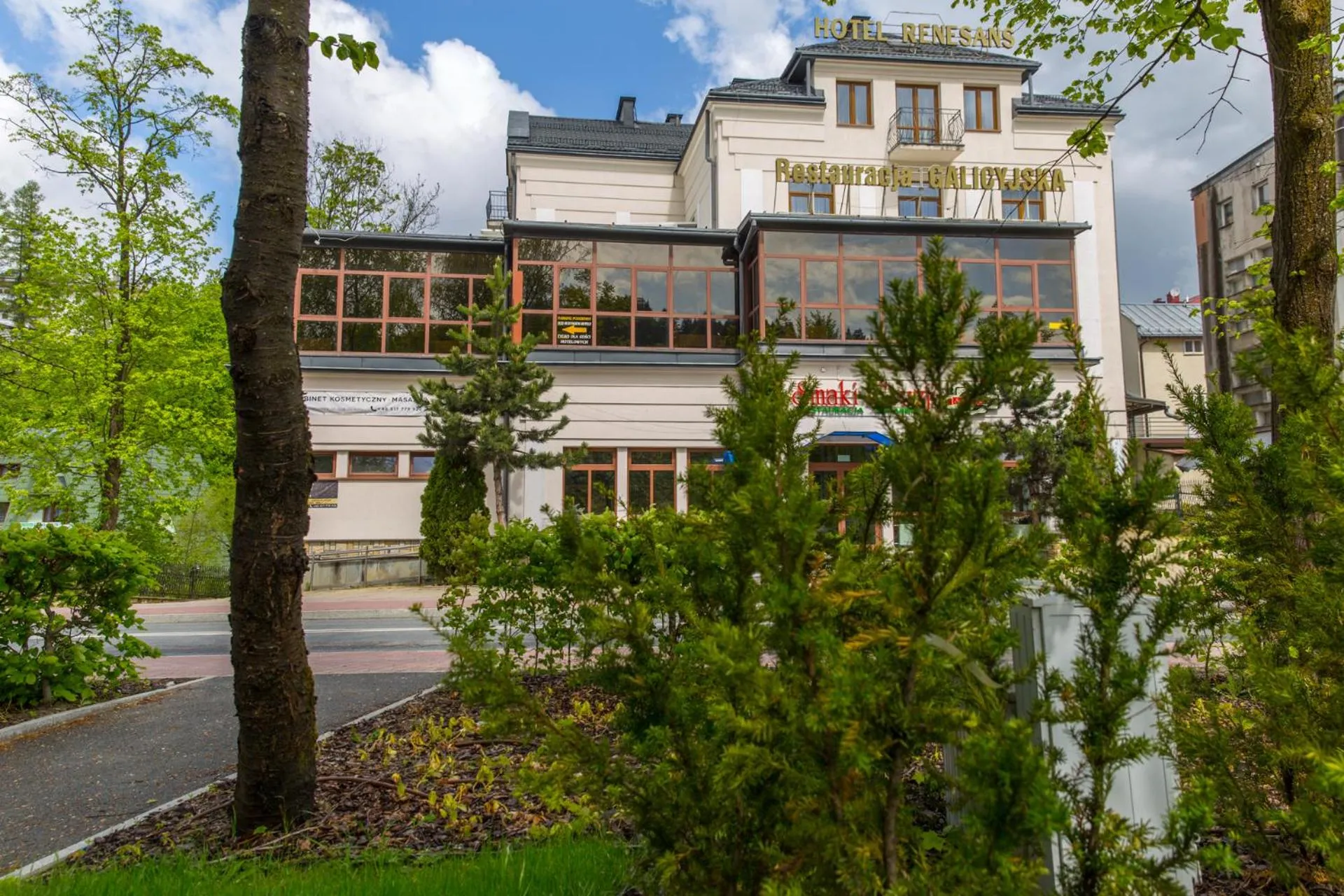Property building in Apartamenty Renesans