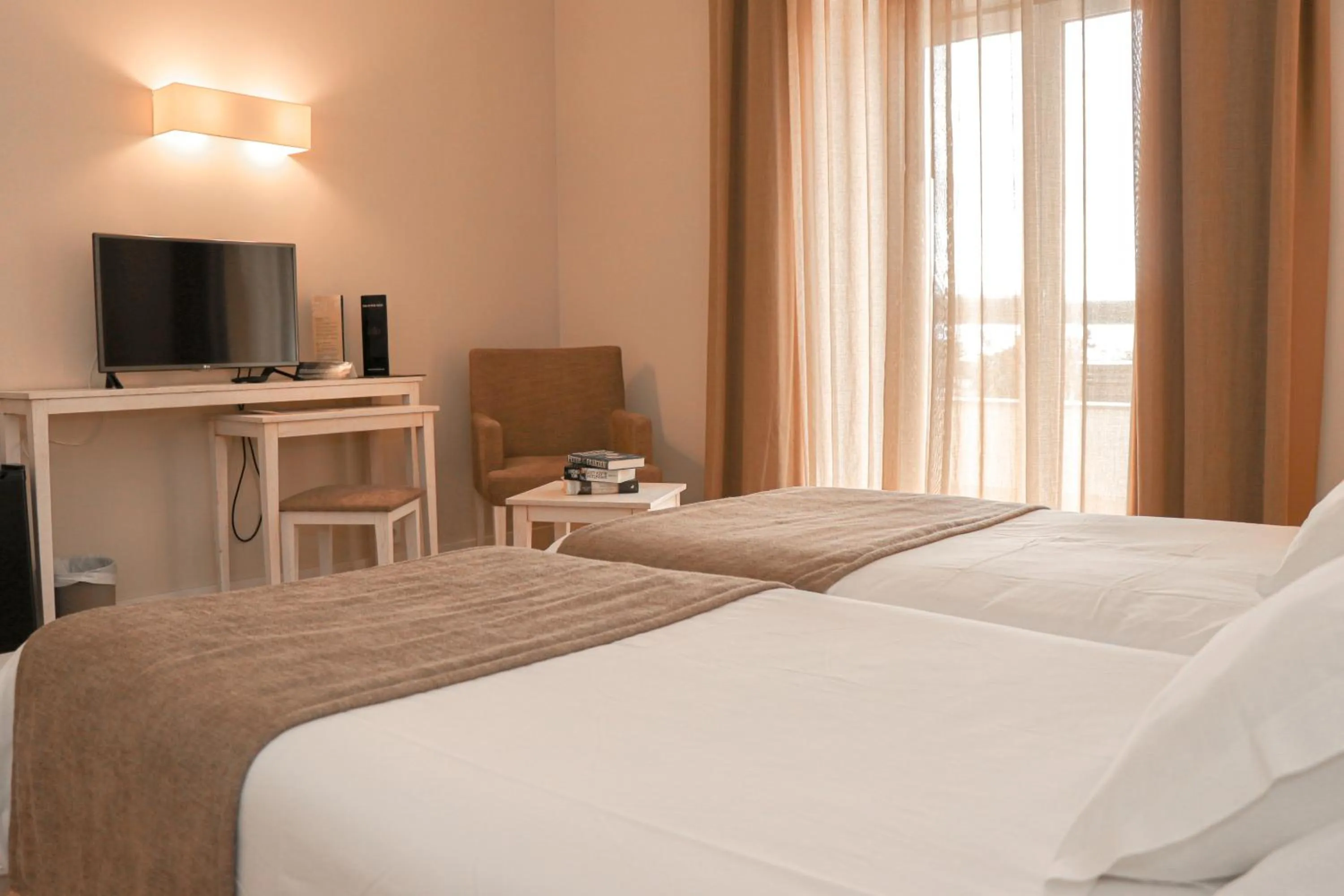 Bedroom, Bed in Hotel Solar Bom Jesus