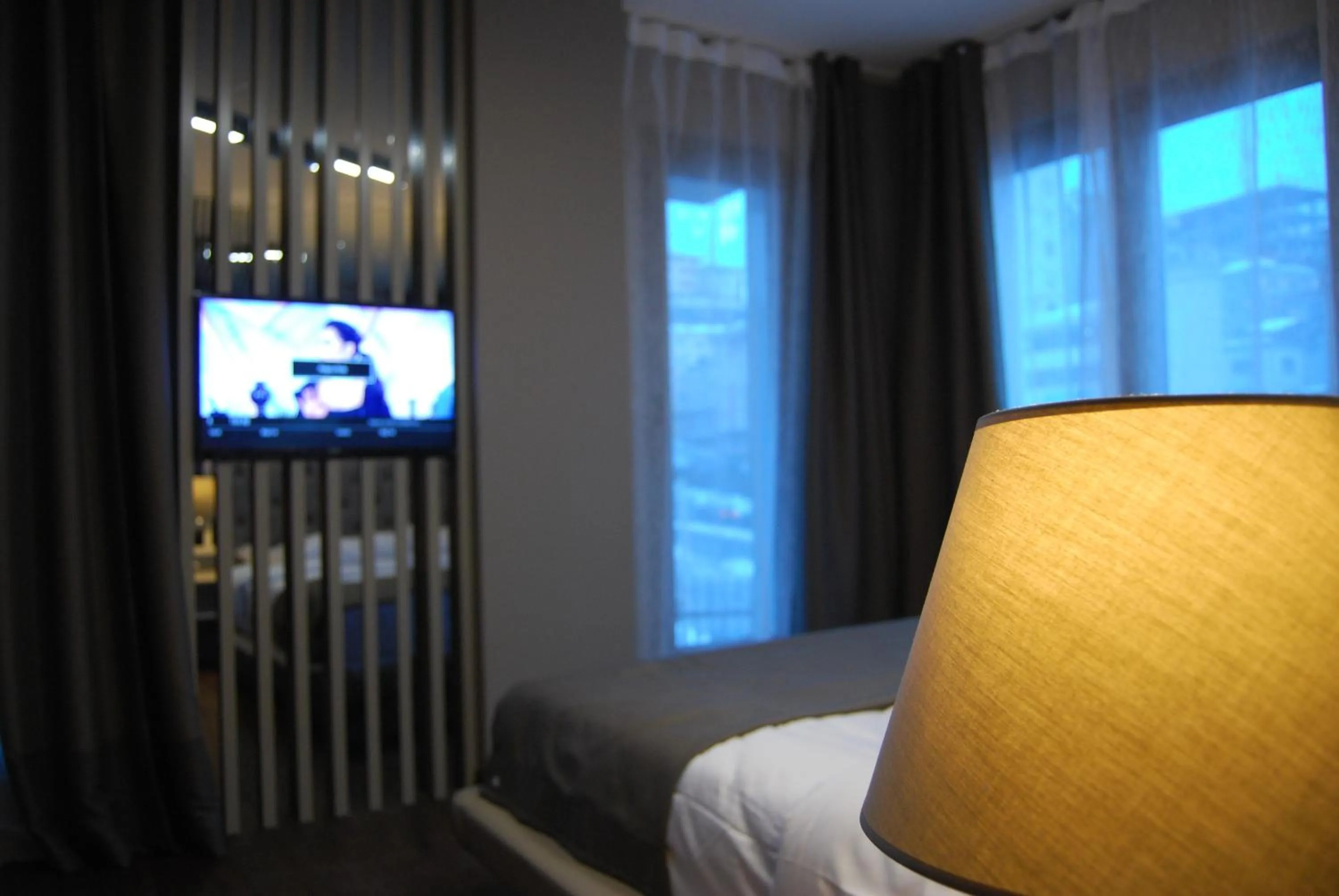Photo of the whole room, Bed in The City Suites