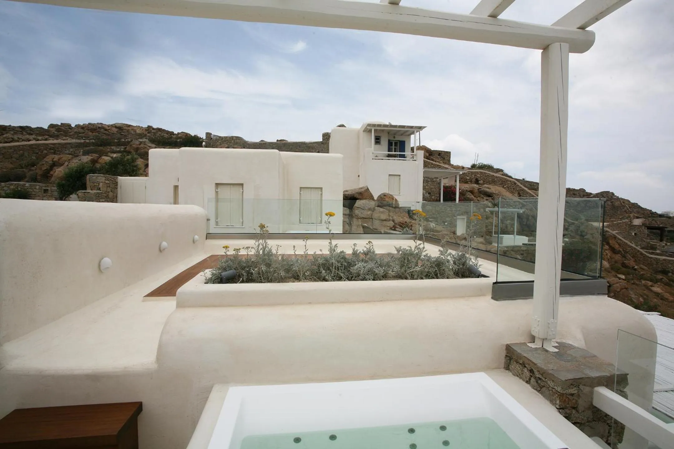 Property building in Atlantis Beach Residence