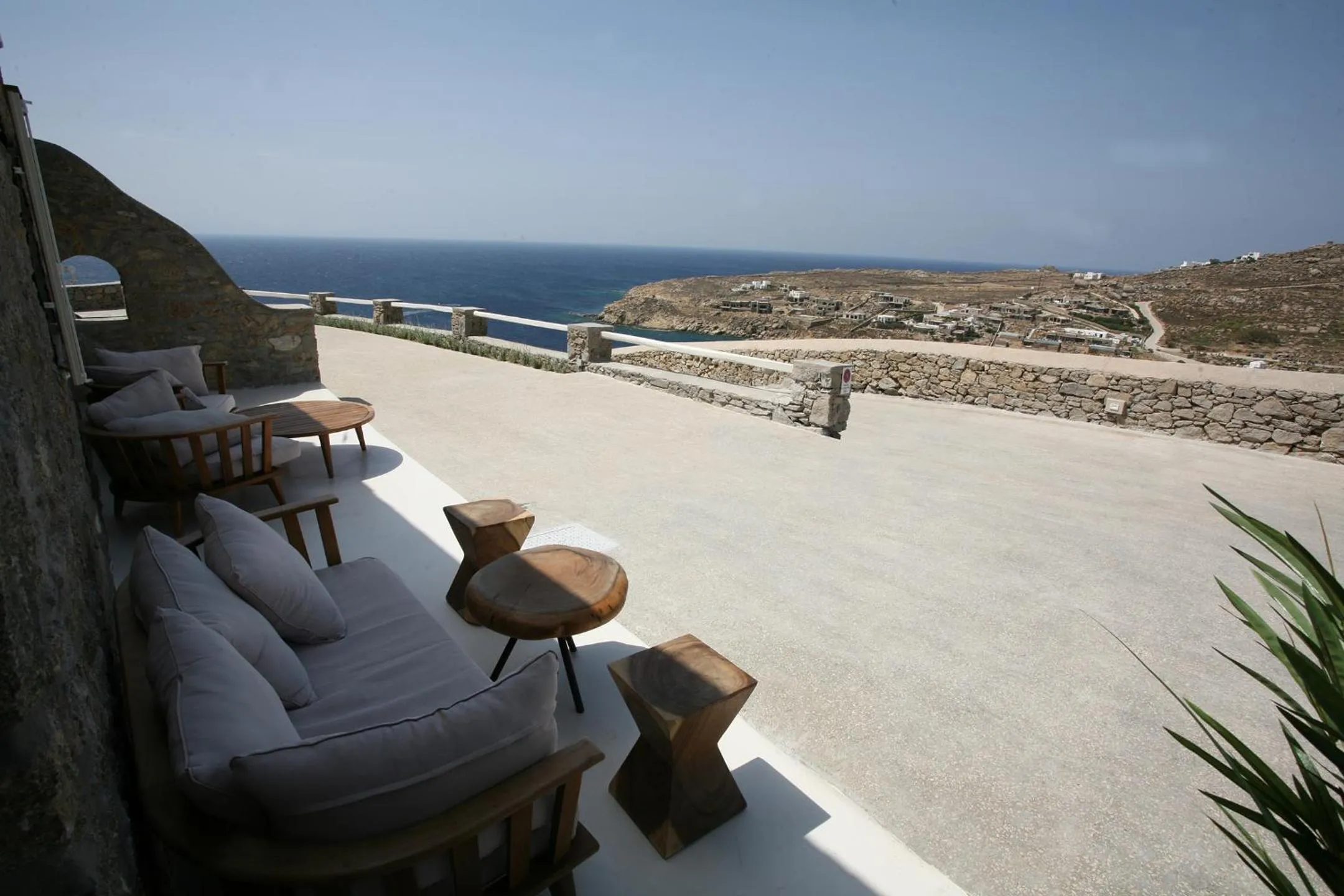 Property building in Atlantis Beach Residence