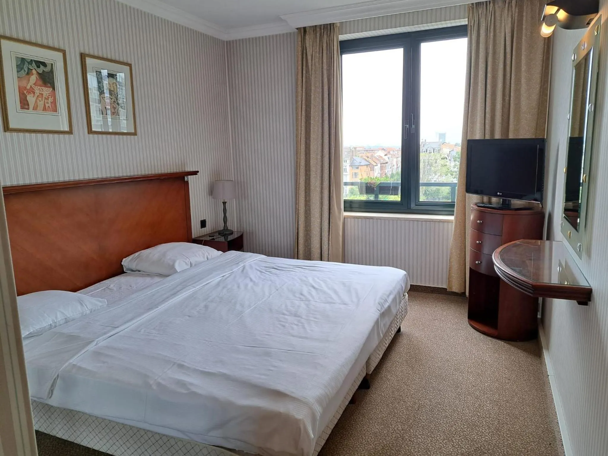 Bedroom, Bed in B-aparthotel Ambiorix