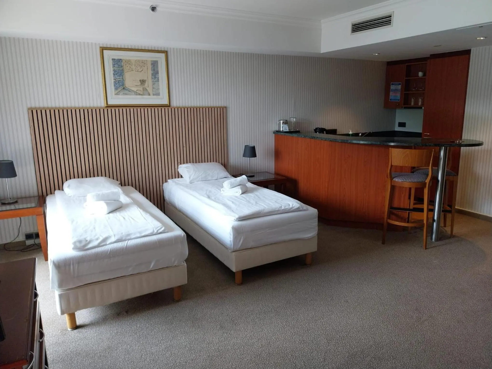 Bed in B-aparthotel Ambiorix