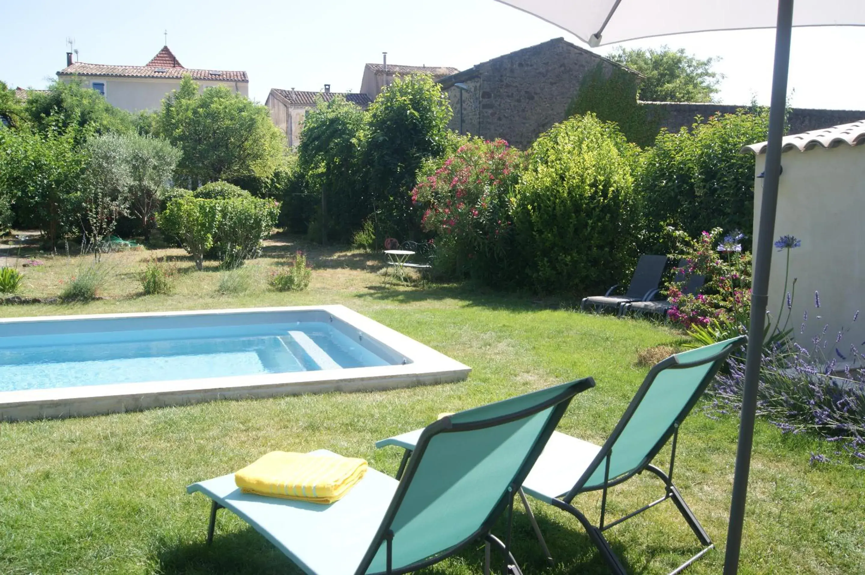 Garden in Le Petit Molière Garden in Le Petit Molière