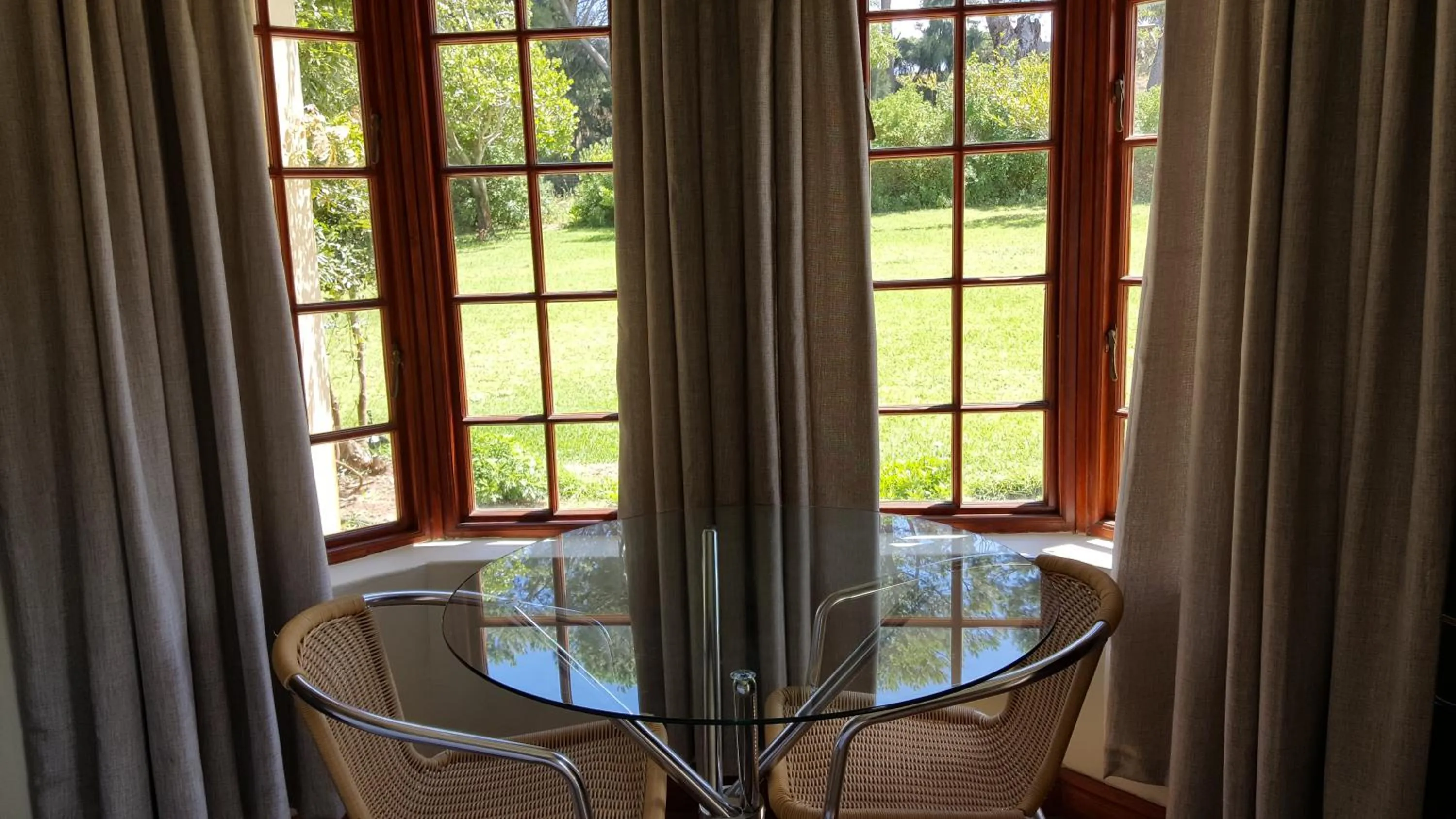 Dining area in Tuckaway