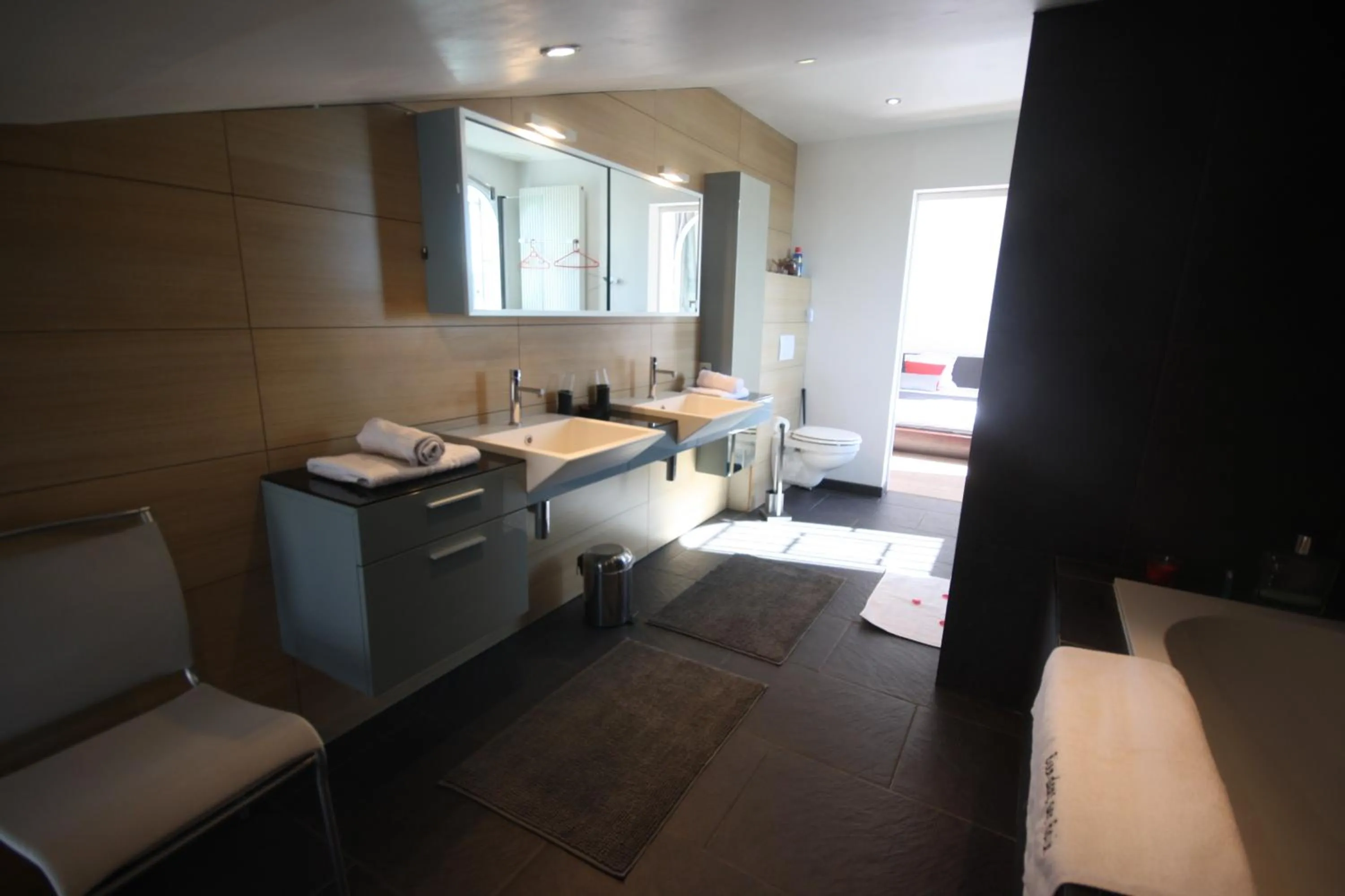 Bathroom in Chambres d'Hôtes LA PASTOURELLE Royan centre