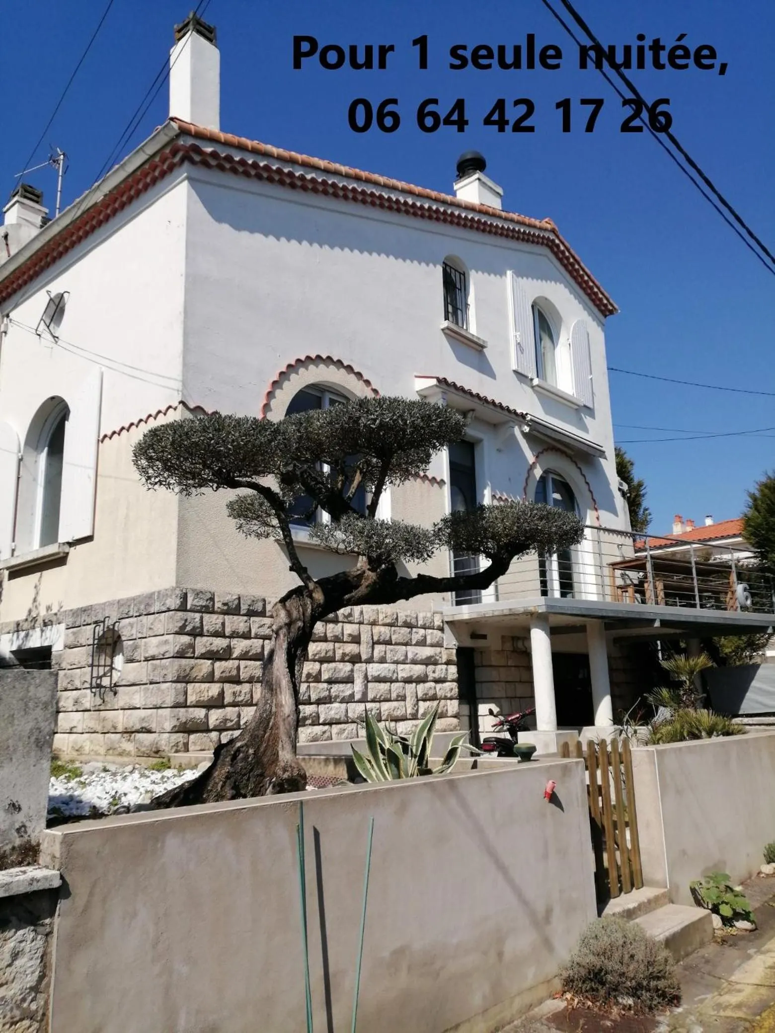 Property building in Chambres d'Hôtes LA PASTOURELLE Royan centre