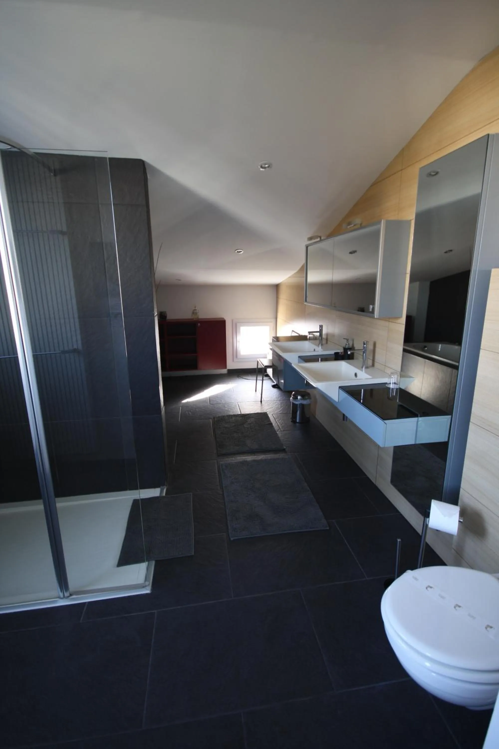 Bathroom in Chambres d'Hôtes LA PASTOURELLE Royan centre