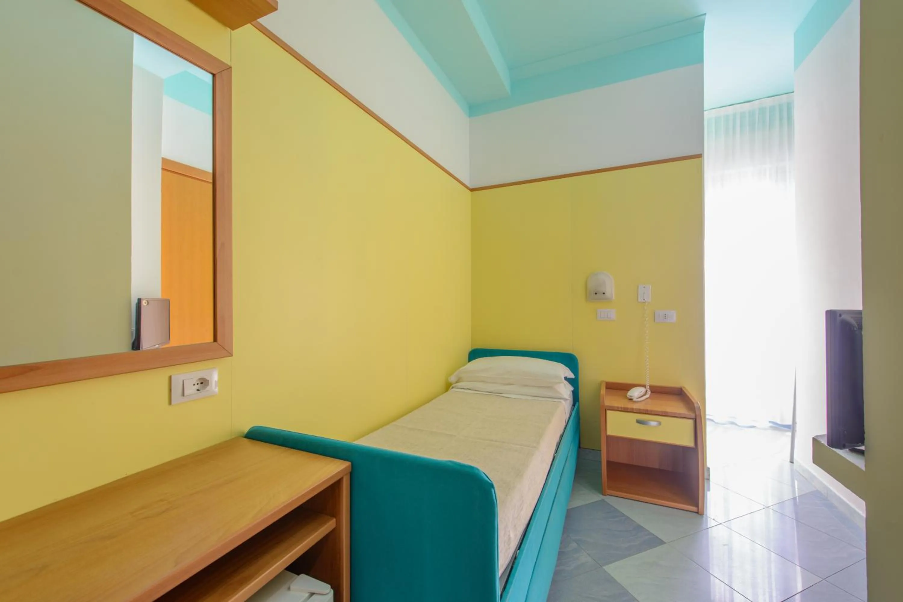 Bedroom, Bed in Hotel Christian