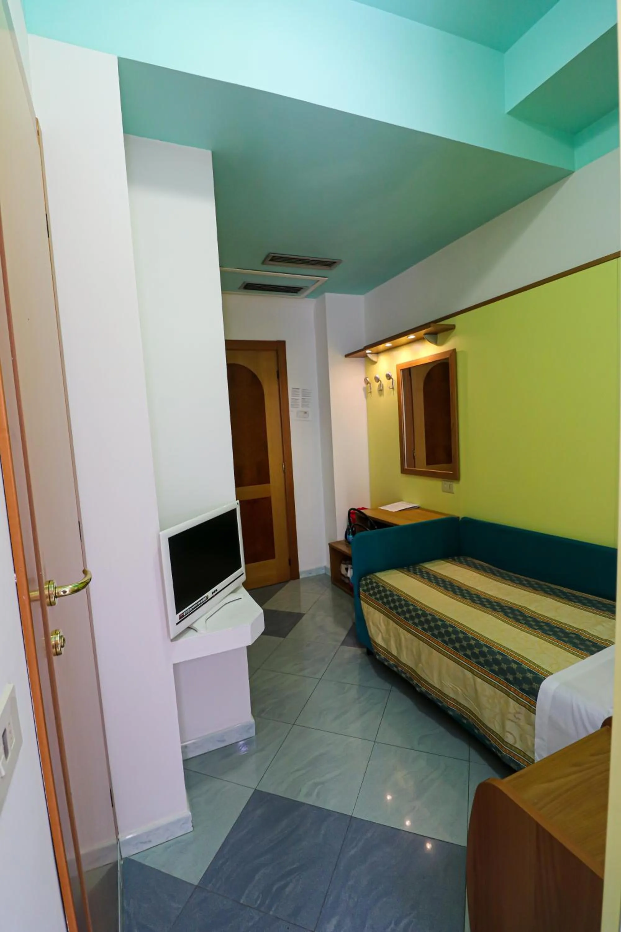 Bedroom, Bed in Hotel Christian