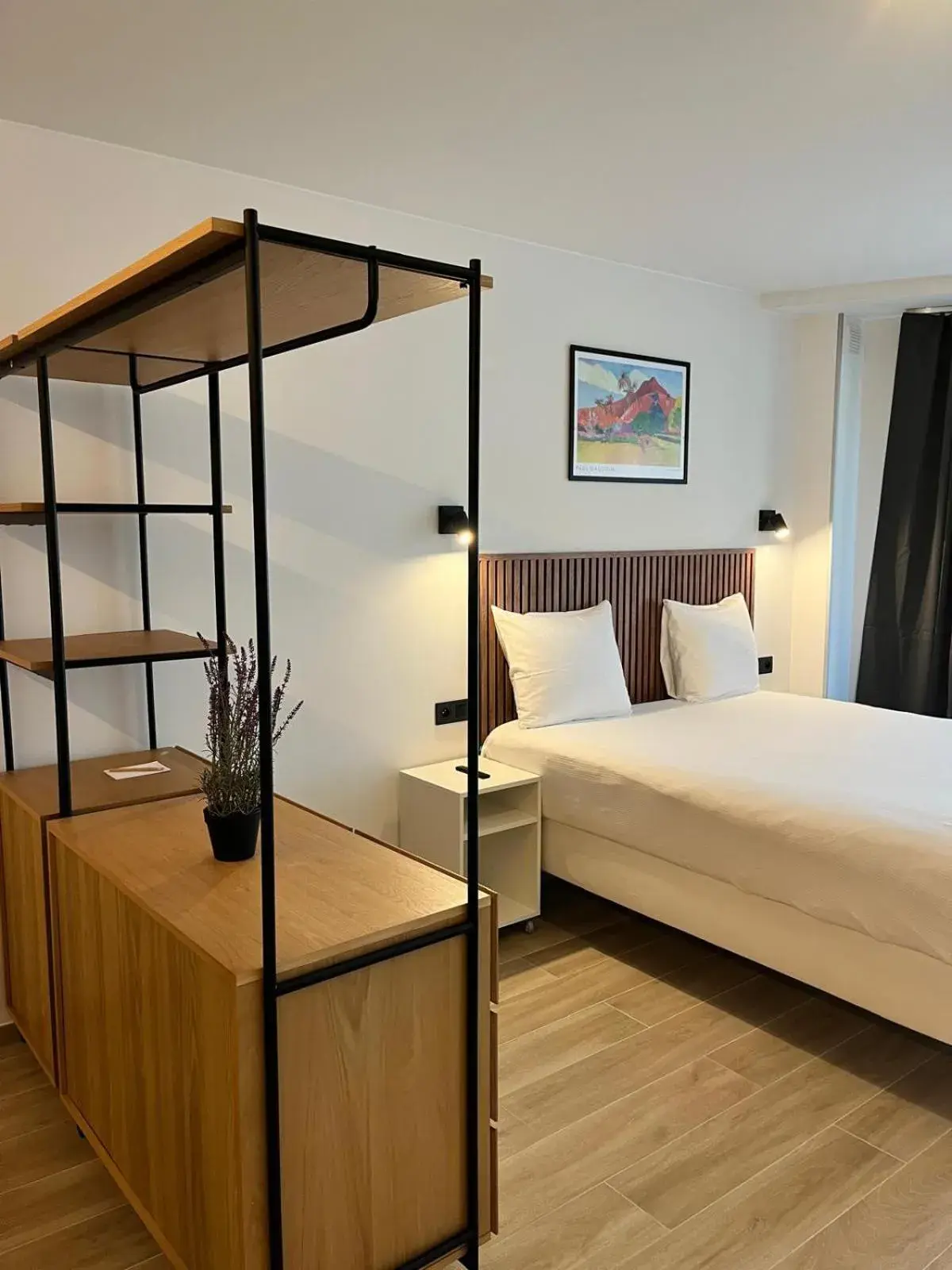 Photo of the whole room, Bed in B-aparthotel Montgomery Photo of the whole room, Bed in B-aparthotel Montgomery