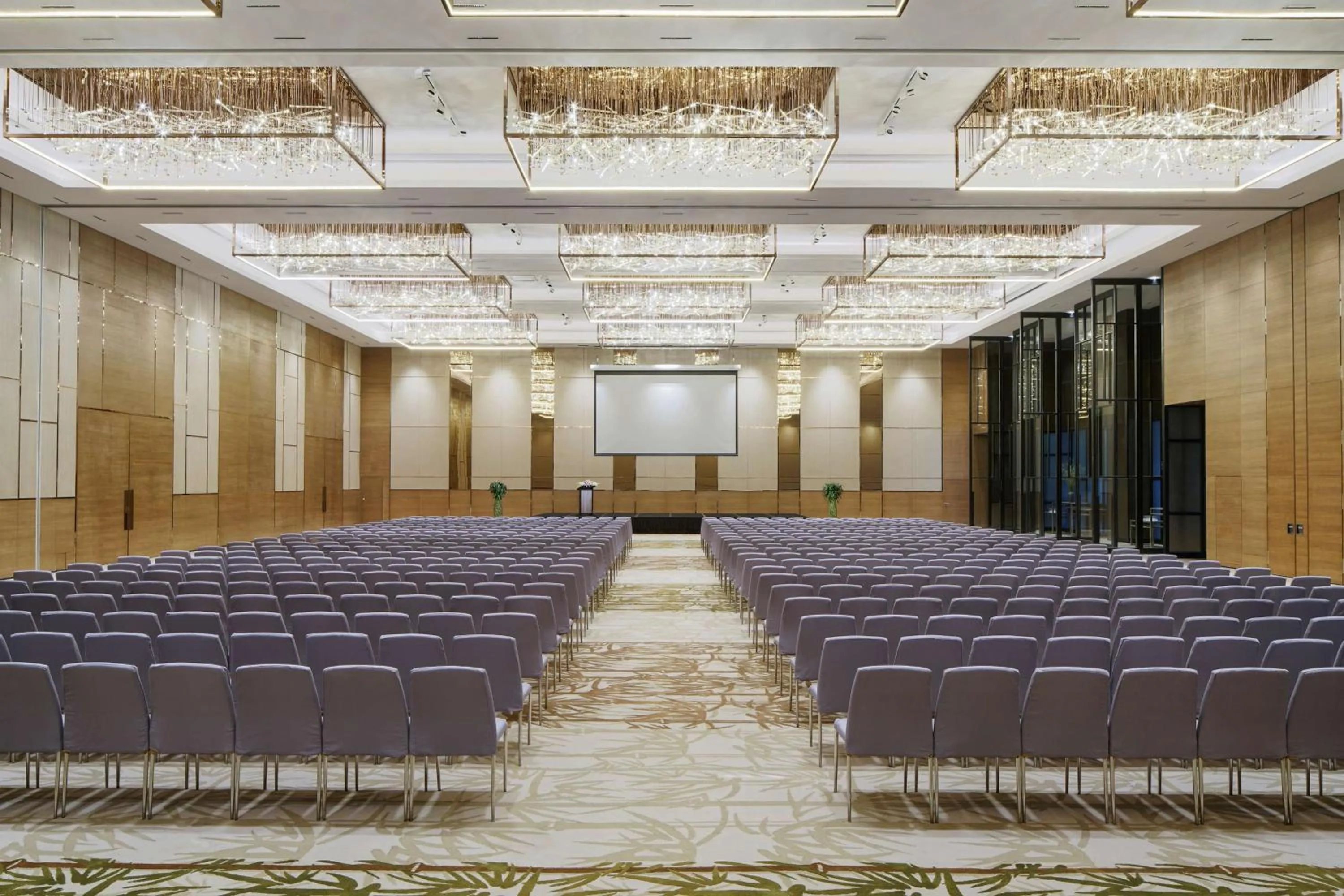 On site in Hyatt Regency Xiamen Wuyuanwan