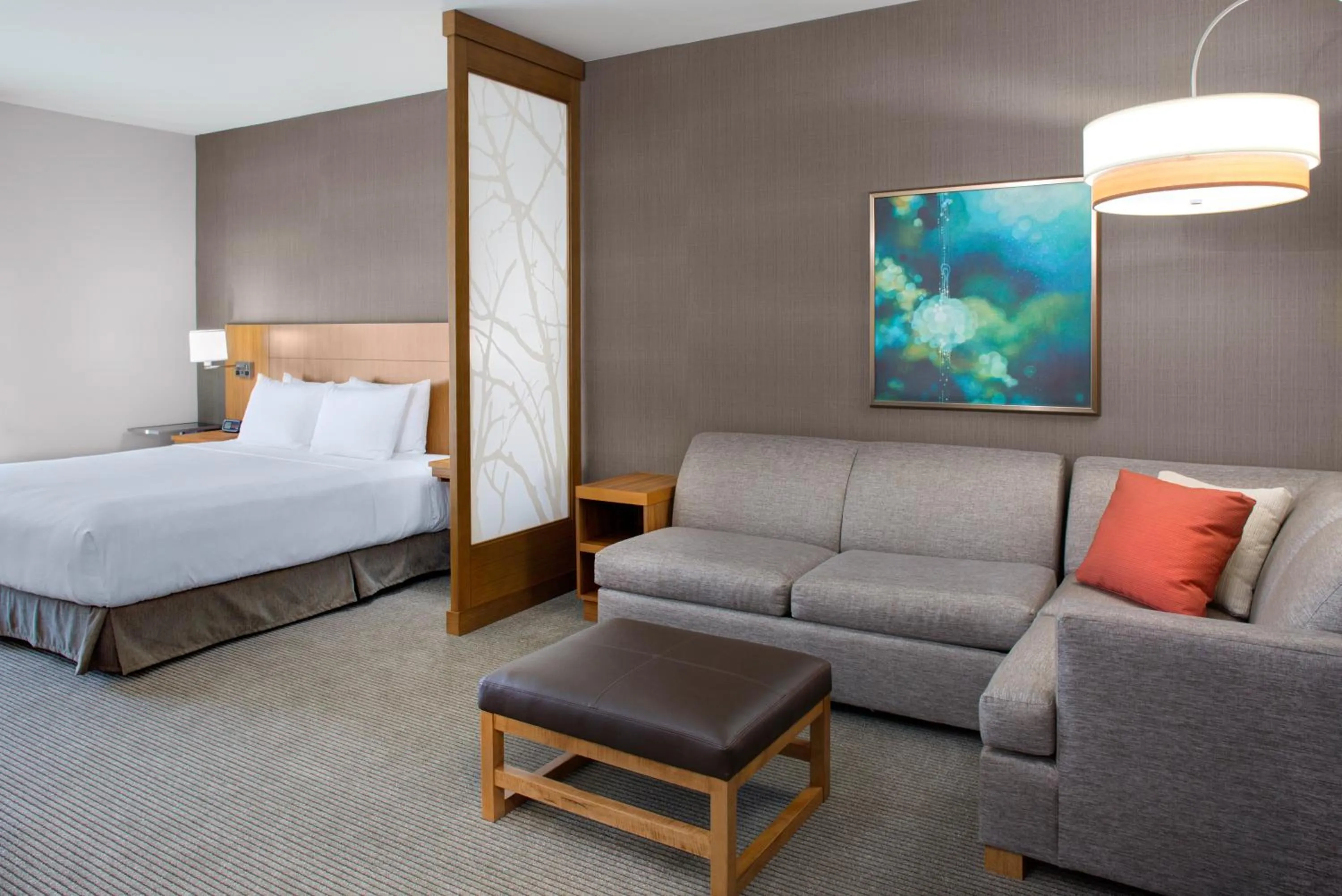 Bed in Hyatt Place Dallas/The Colony