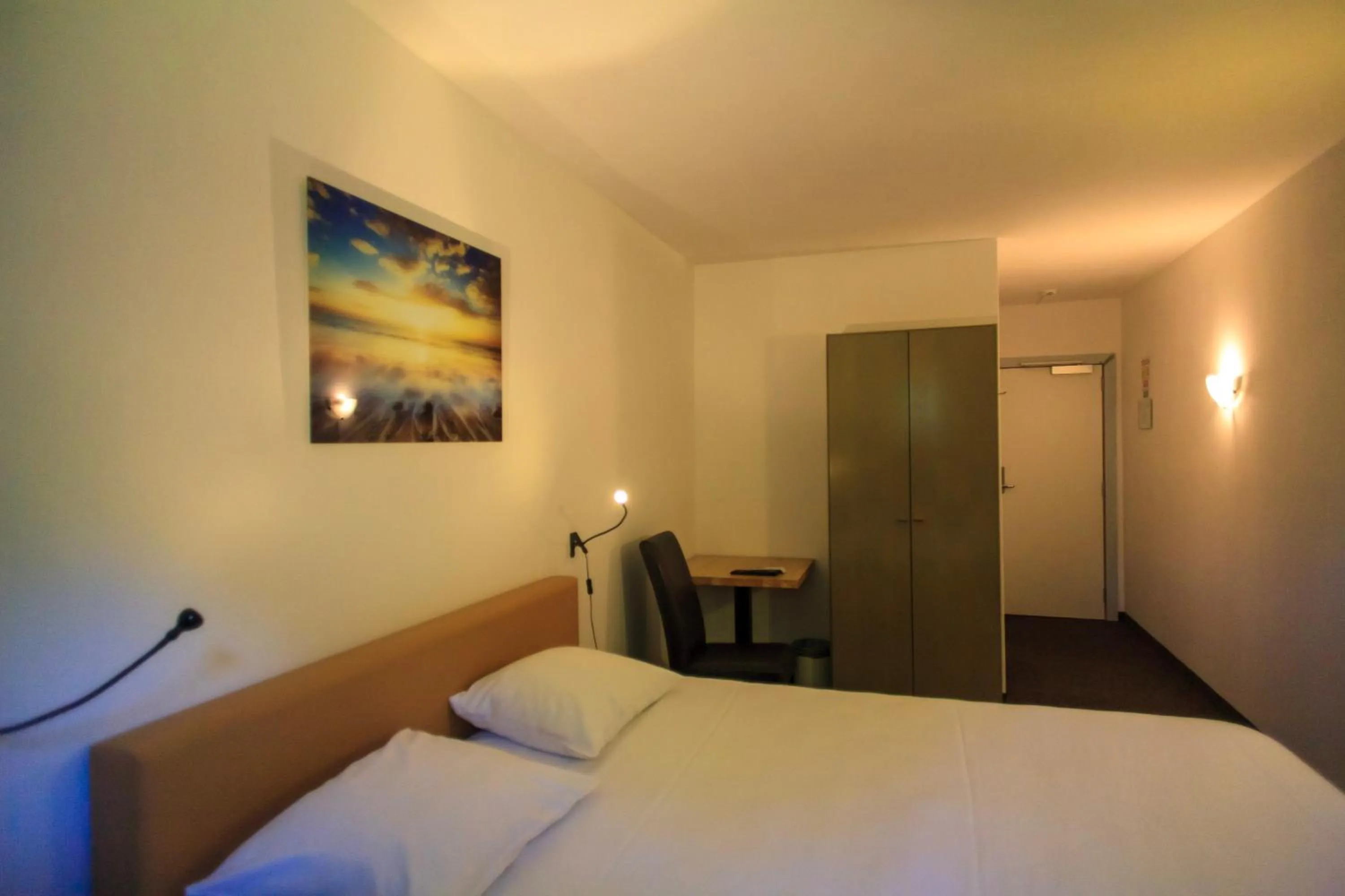 Bed in St-Janshof Hotel