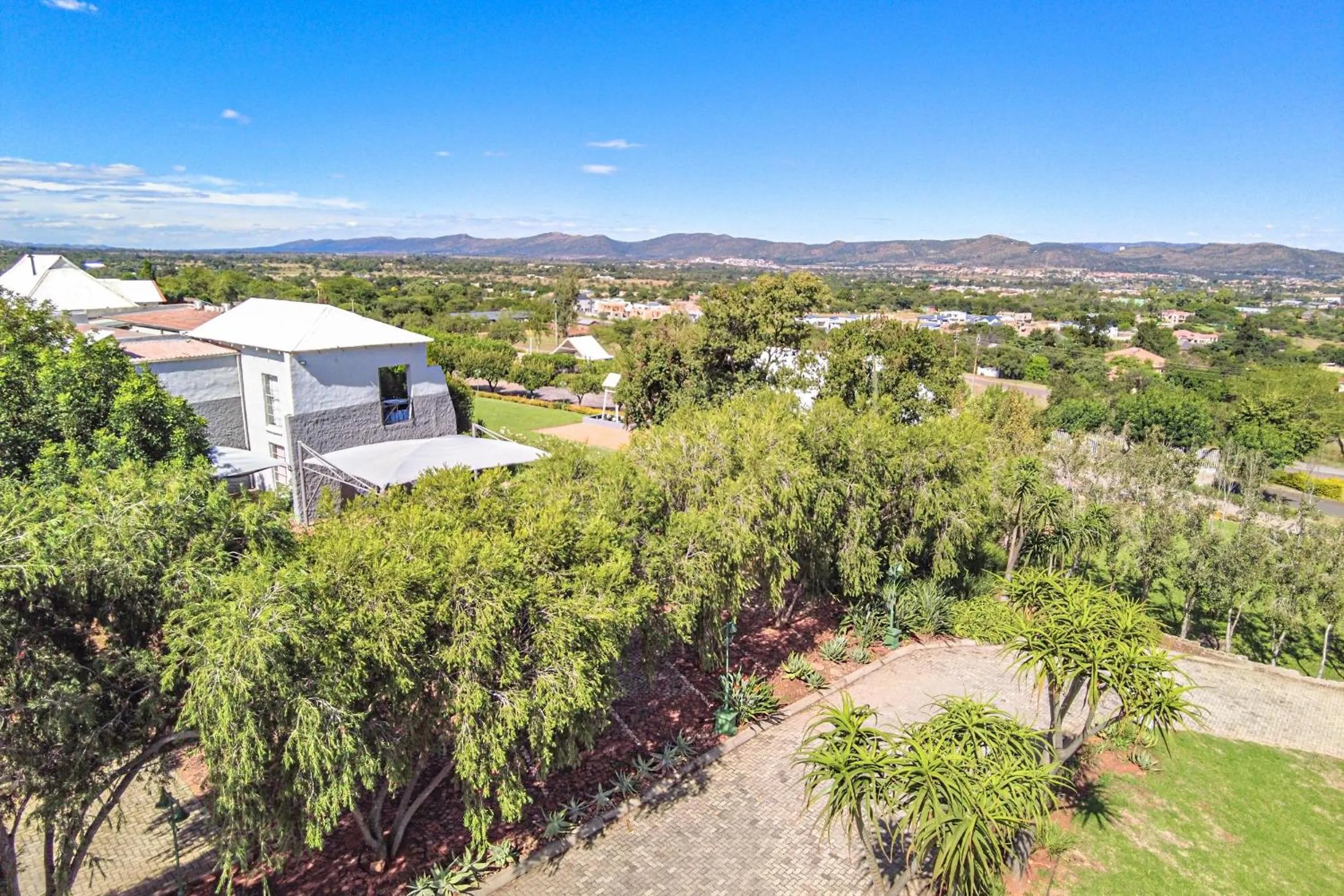 Natural landscape in Villa Paradiso