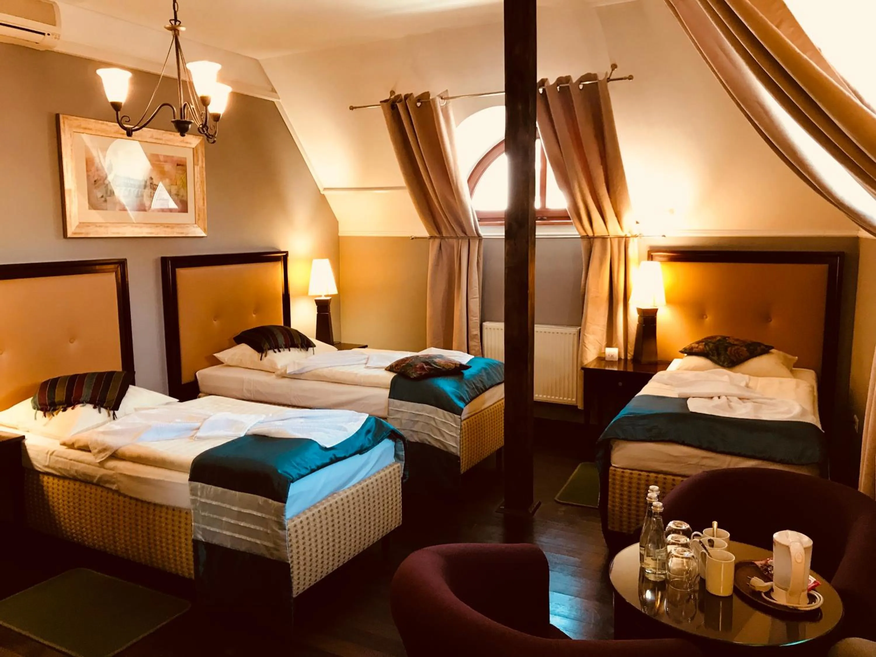 Photo of the whole room, Bed in Restauracja - Hotel Mocca D'oro