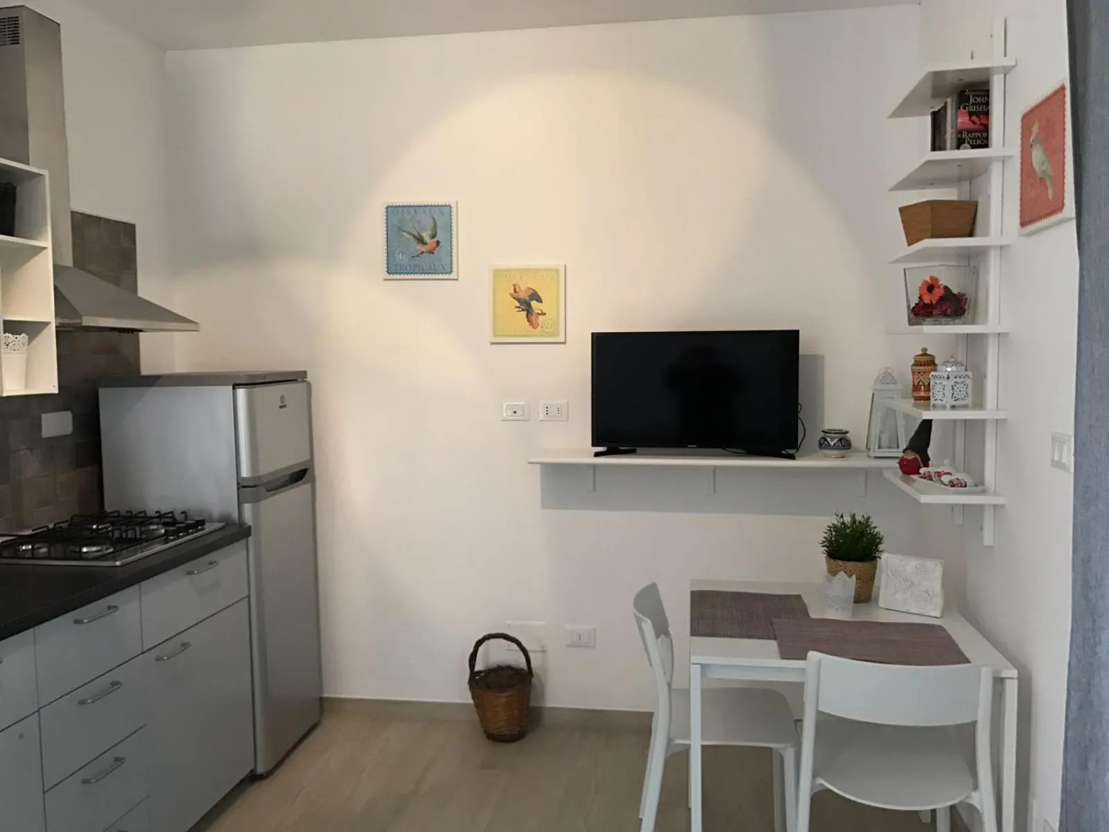 Dining area in B&B ViaDelMare