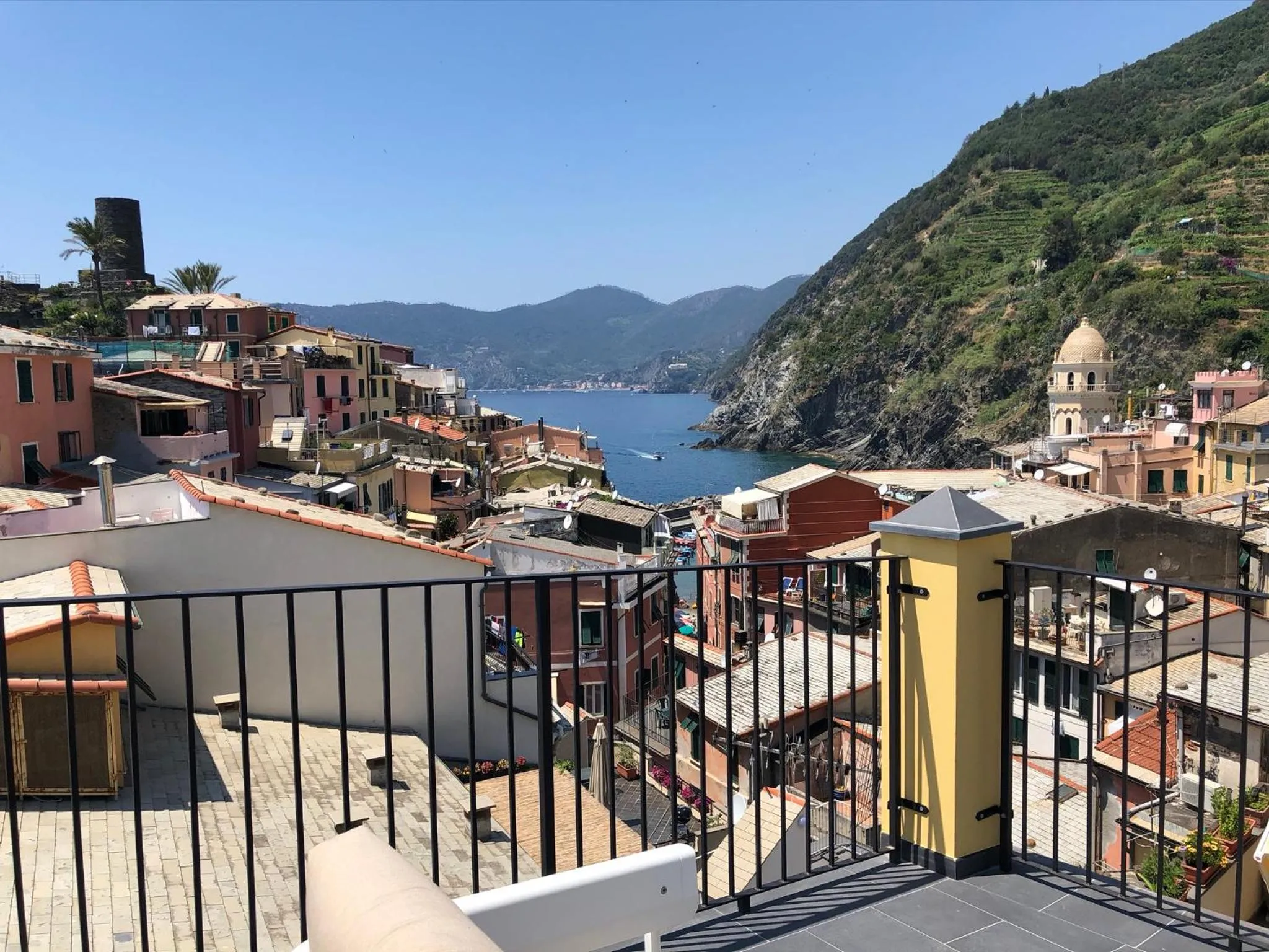 Landmark view in La Polena Camere Vernazza - Suite vista mare