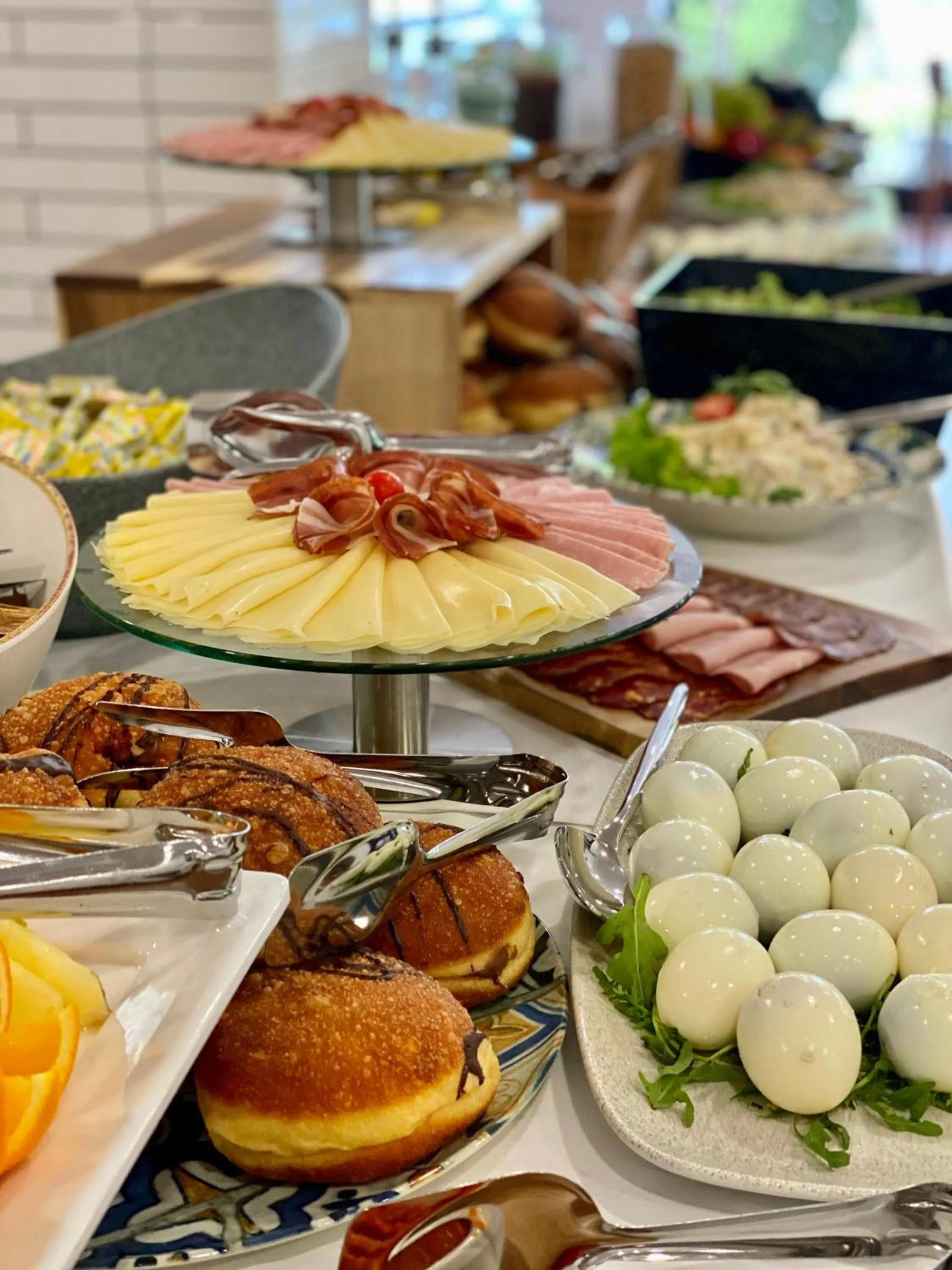 Restaurant/places to eat in Family Resort Urania