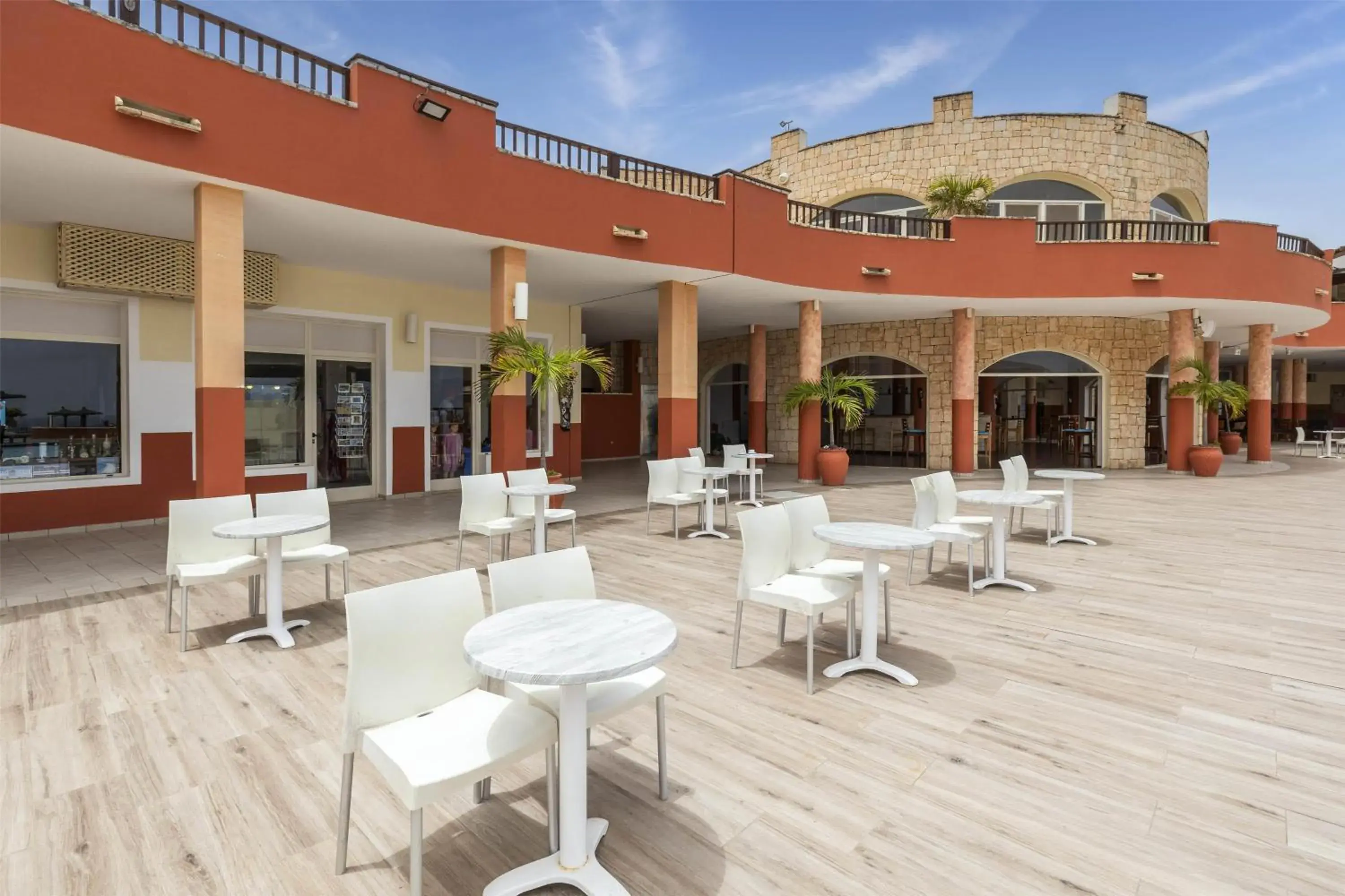 Property building in Occidental Boa Vista Beach Property building in Occidental Boa Vista Beach