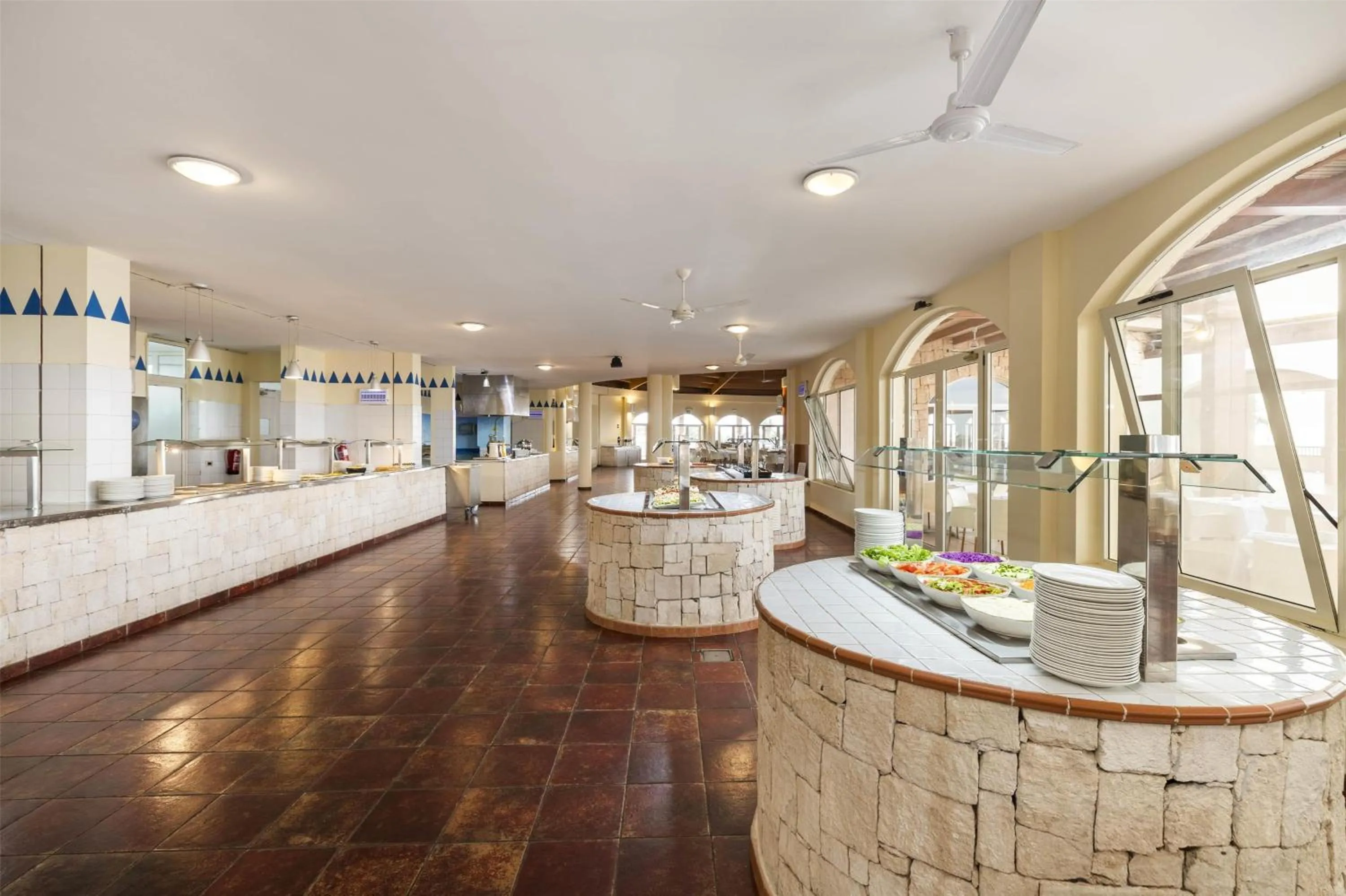 Restaurant/places to eat in Occidental Boa Vista Beach