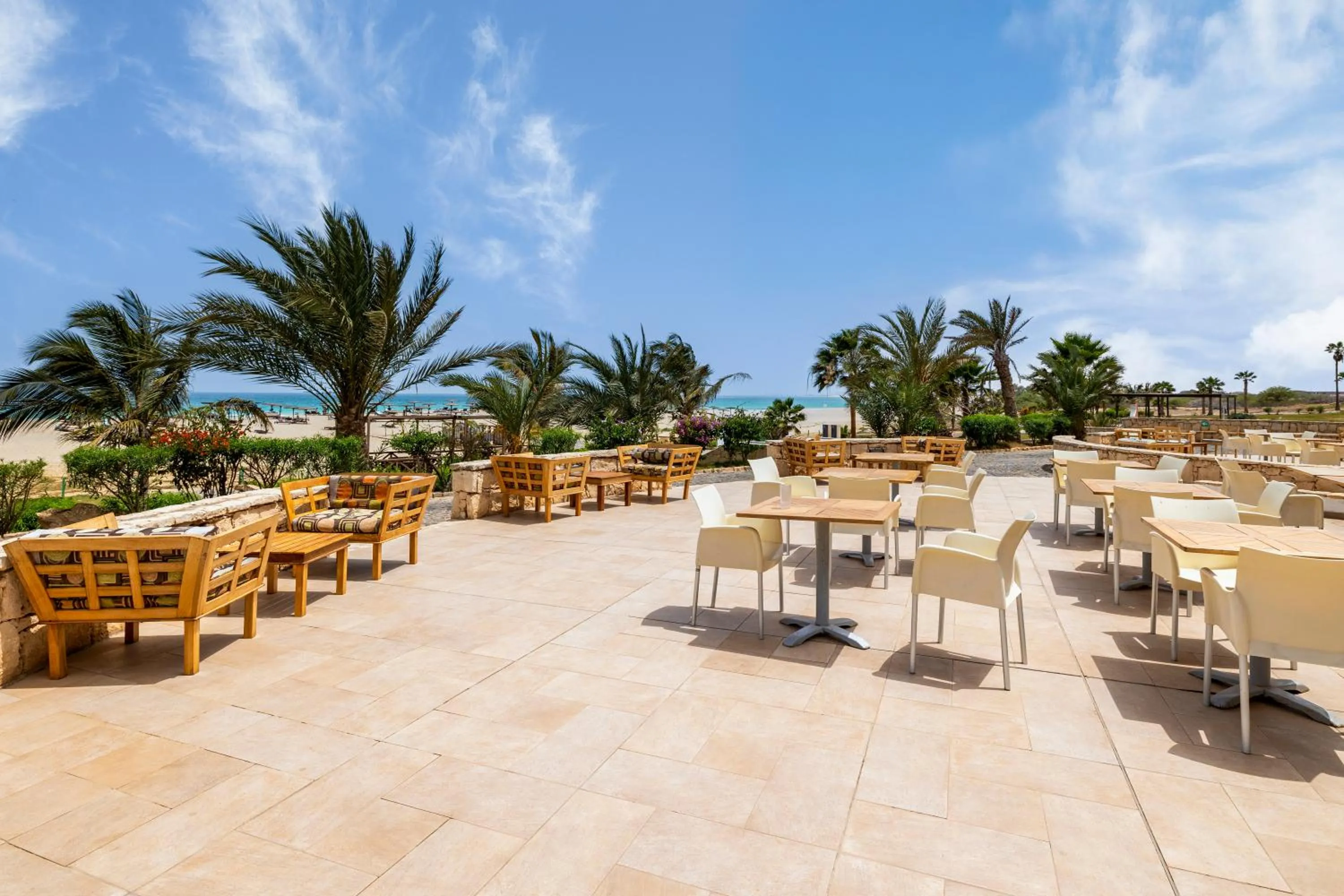 Restaurant/places to eat in Occidental Boa Vista Beach