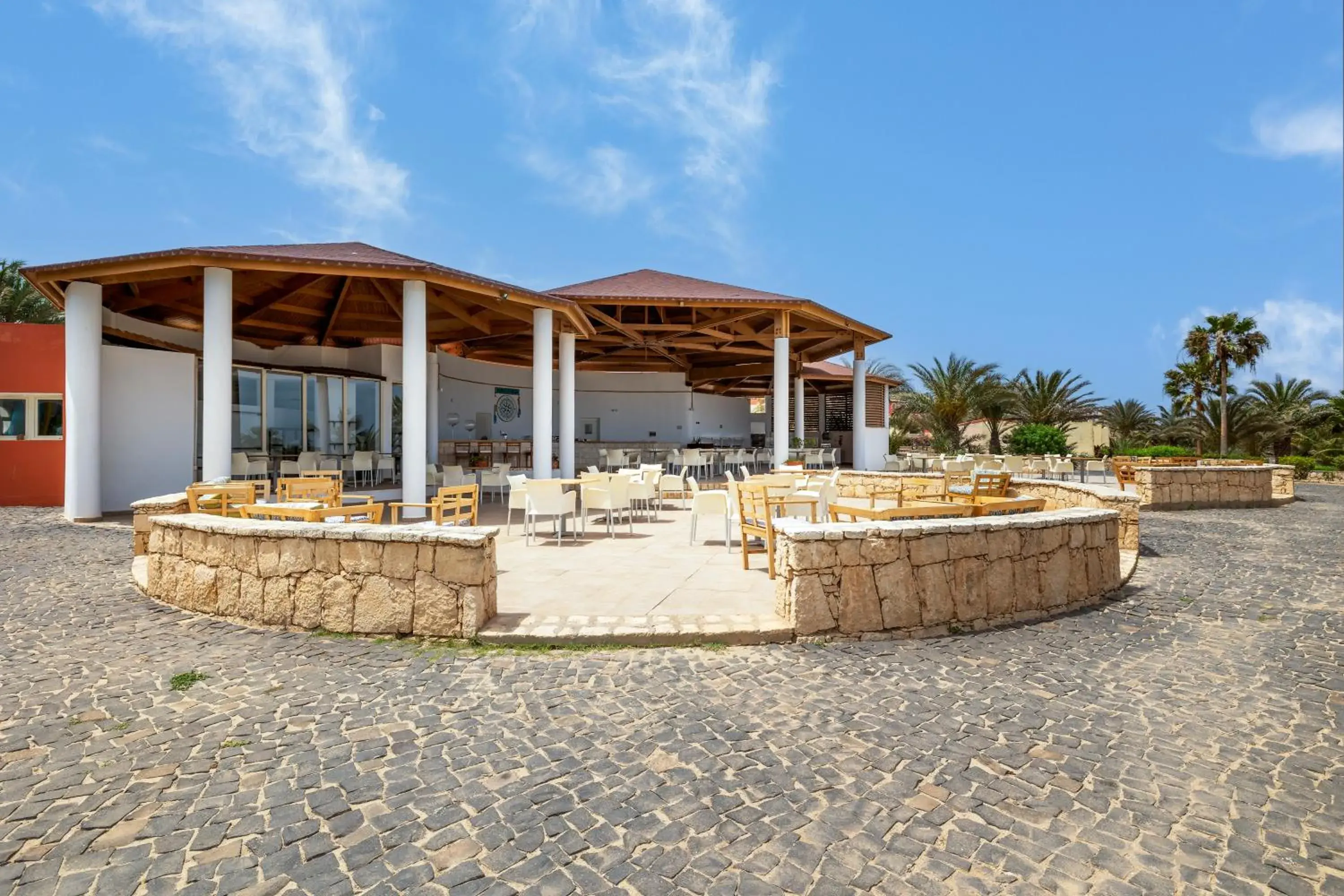 Property building in Occidental Boa Vista Beach Property building in Occidental Boa Vista Beach