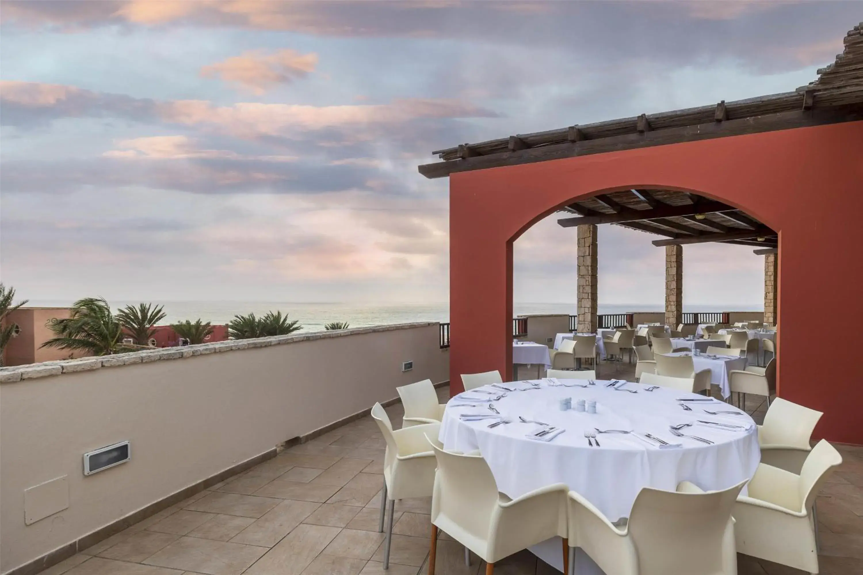 Restaurant/places to eat in Occidental Boa Vista Beach Restaurant/places to eat in Occidental Boa Vista Beach