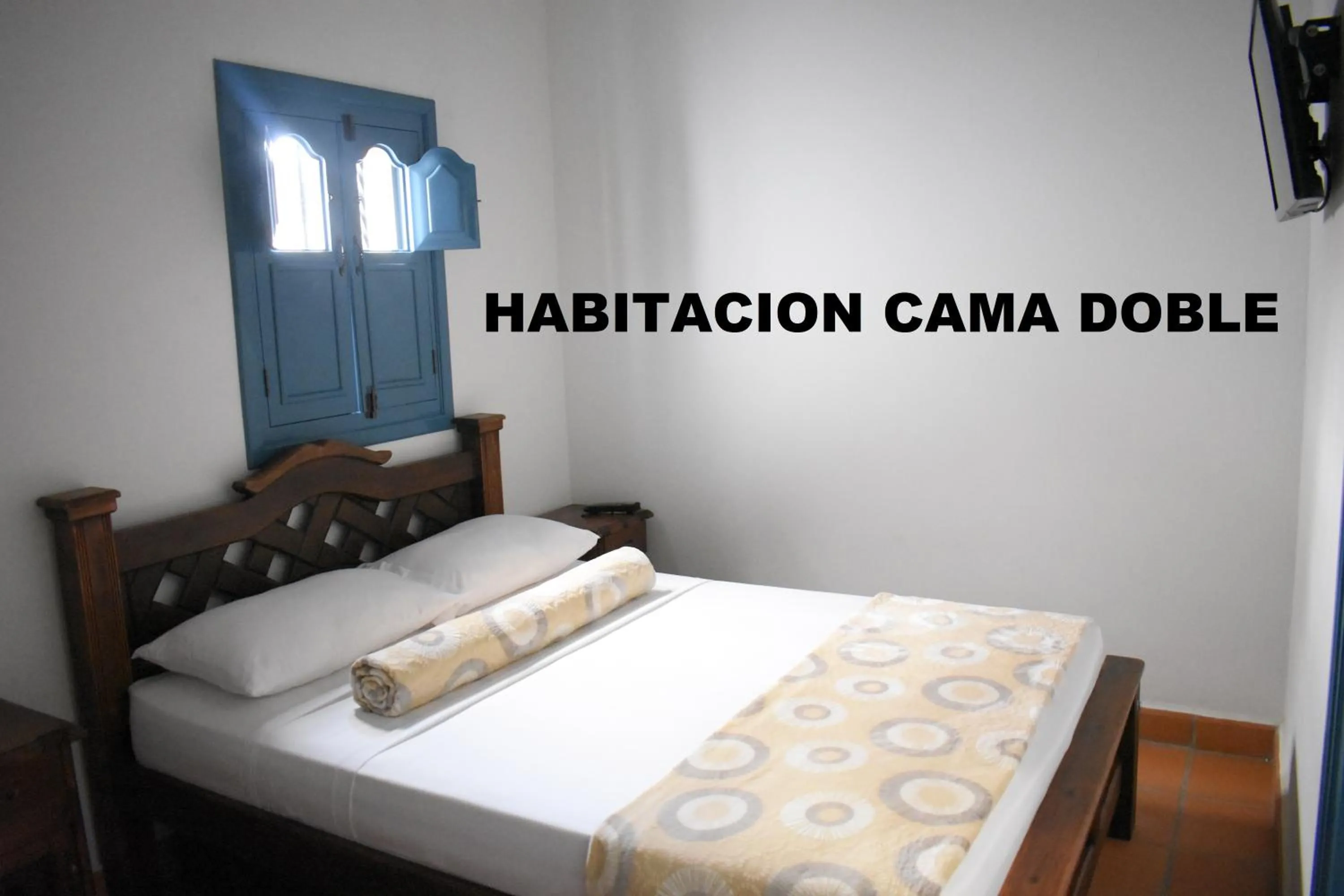 Double Room with Private Bathroom - single occupancy in Hotel Casa Oasis