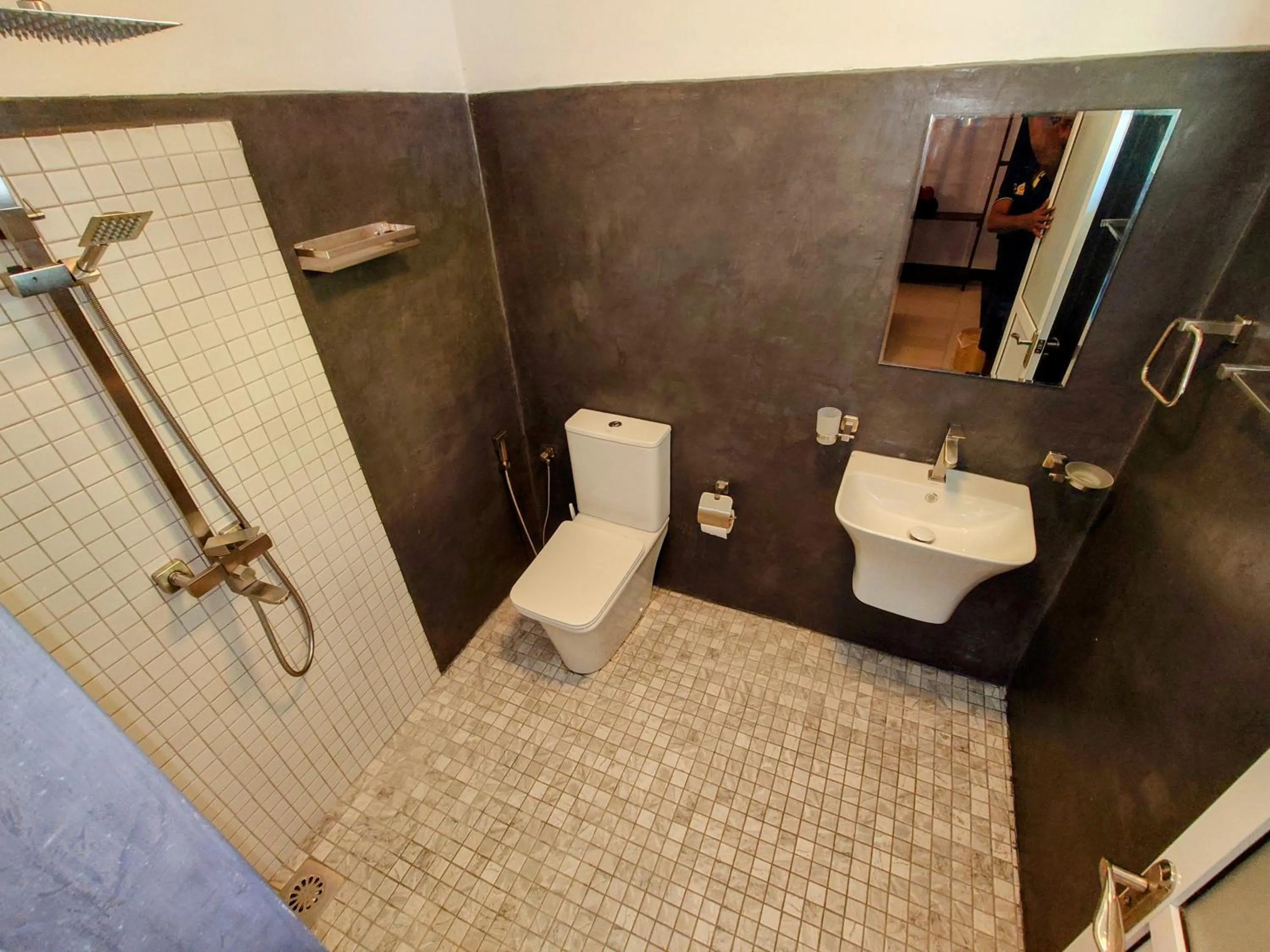 Bathroom in The Whitegates Lodge