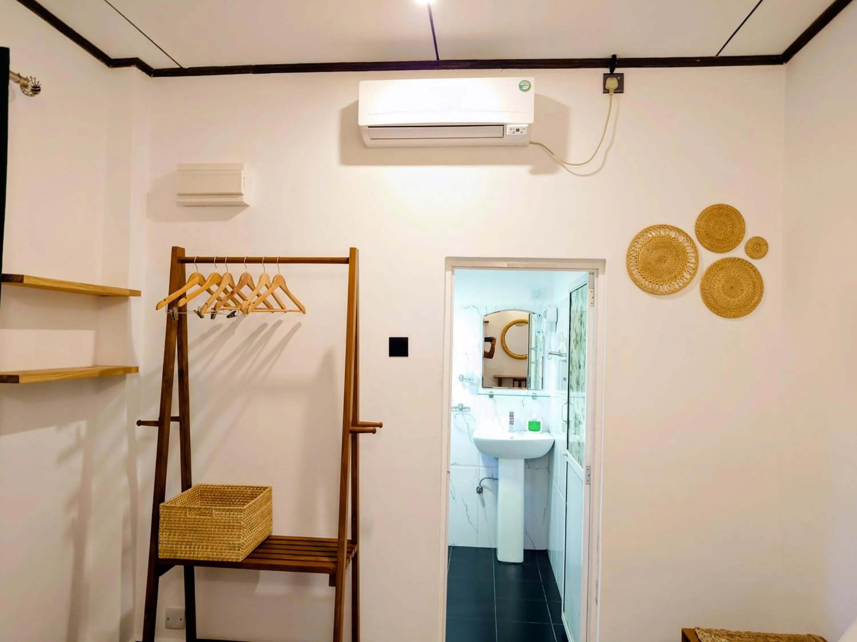 air conditioner in The Whitegates Lodge