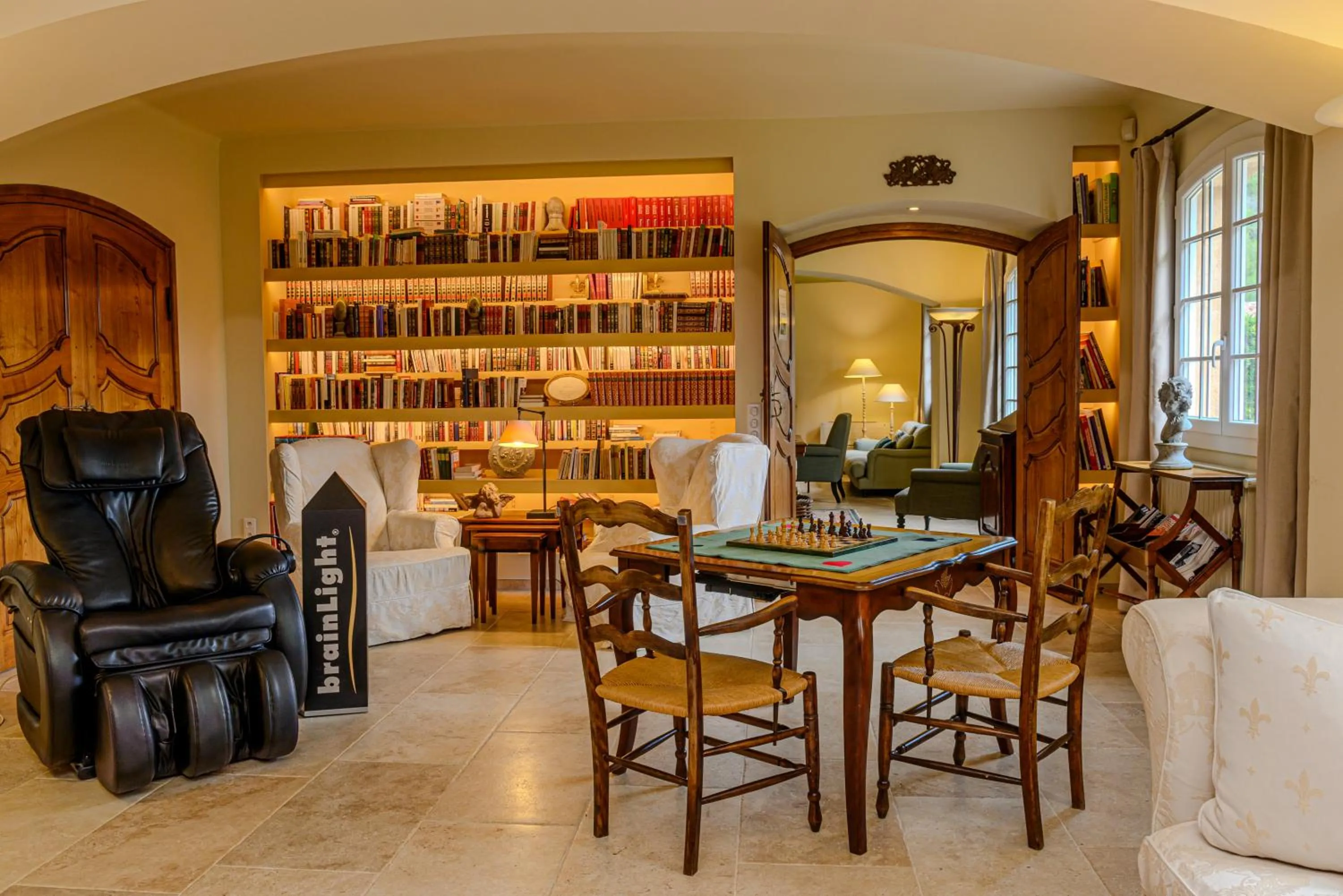 Library in La Bastide du Calalou Hotel & Spa, BW Signature Collection