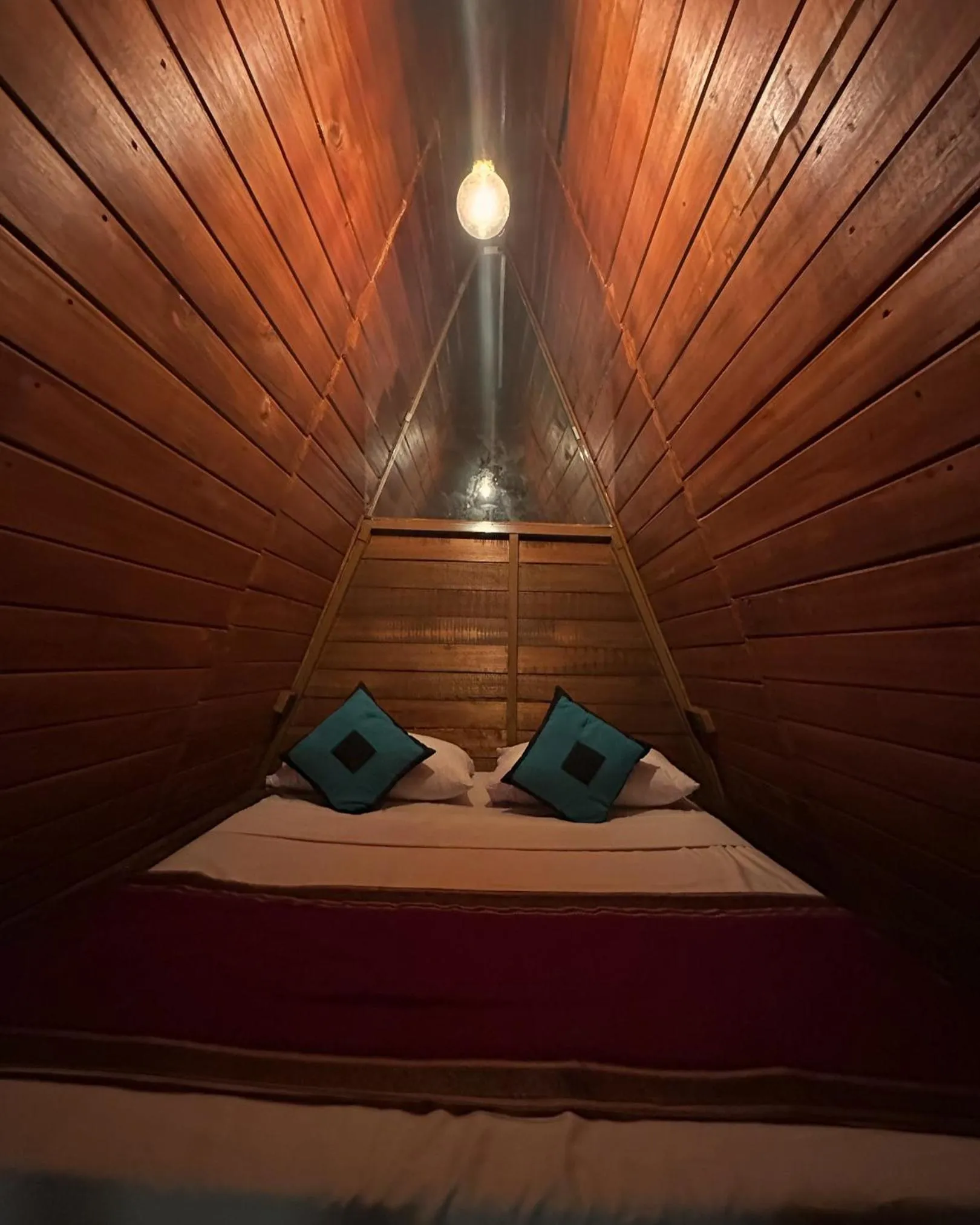 Bed in Levona Garden Resort