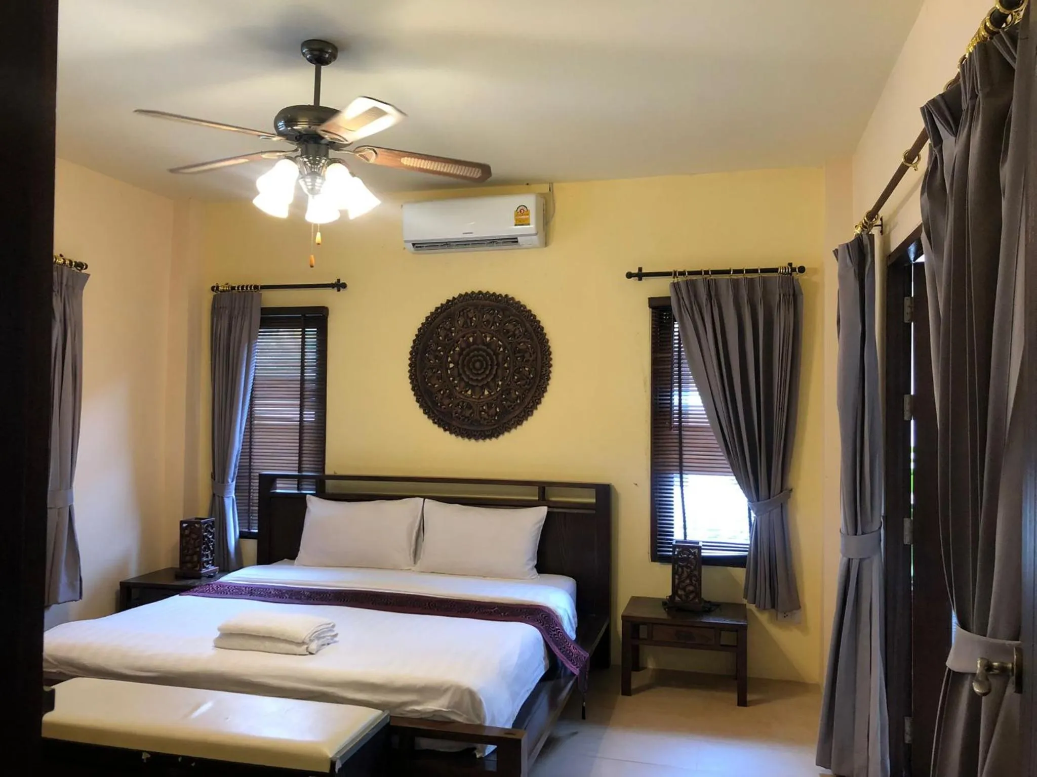 Bed in Baan Tropicana