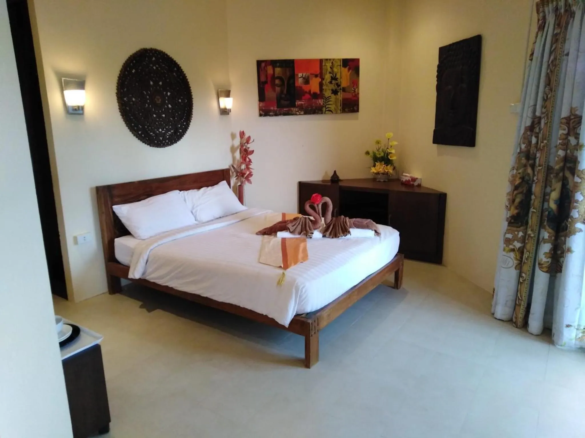 Bed in Baan Tropicana