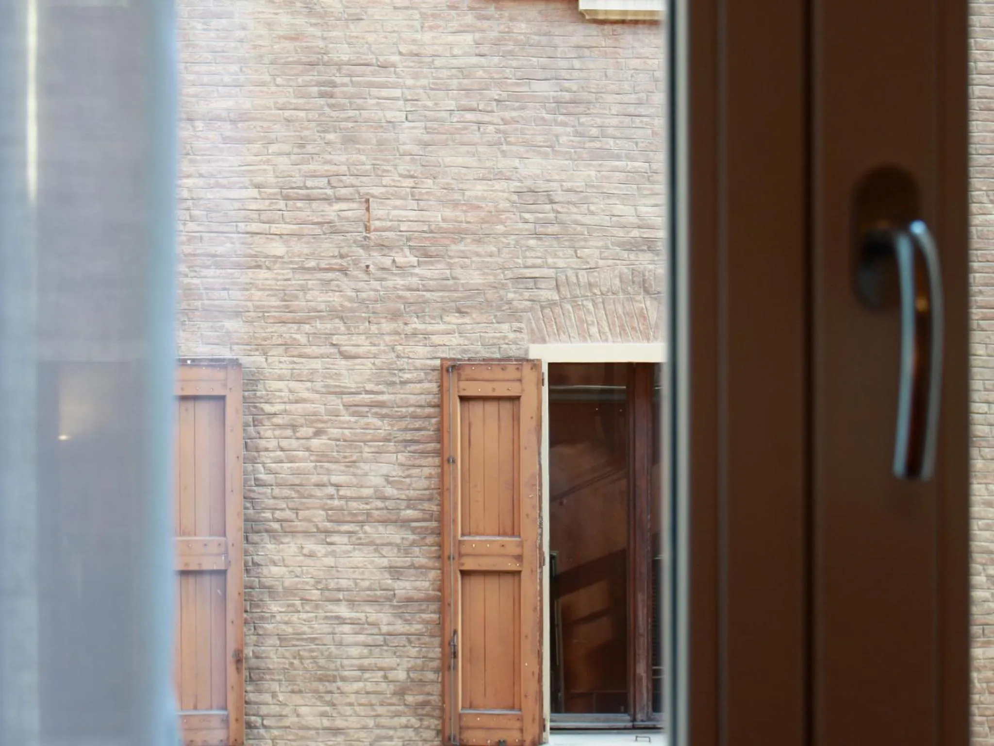 Street view in Casa Isolani Luxury Rooms Piazza Maggiore