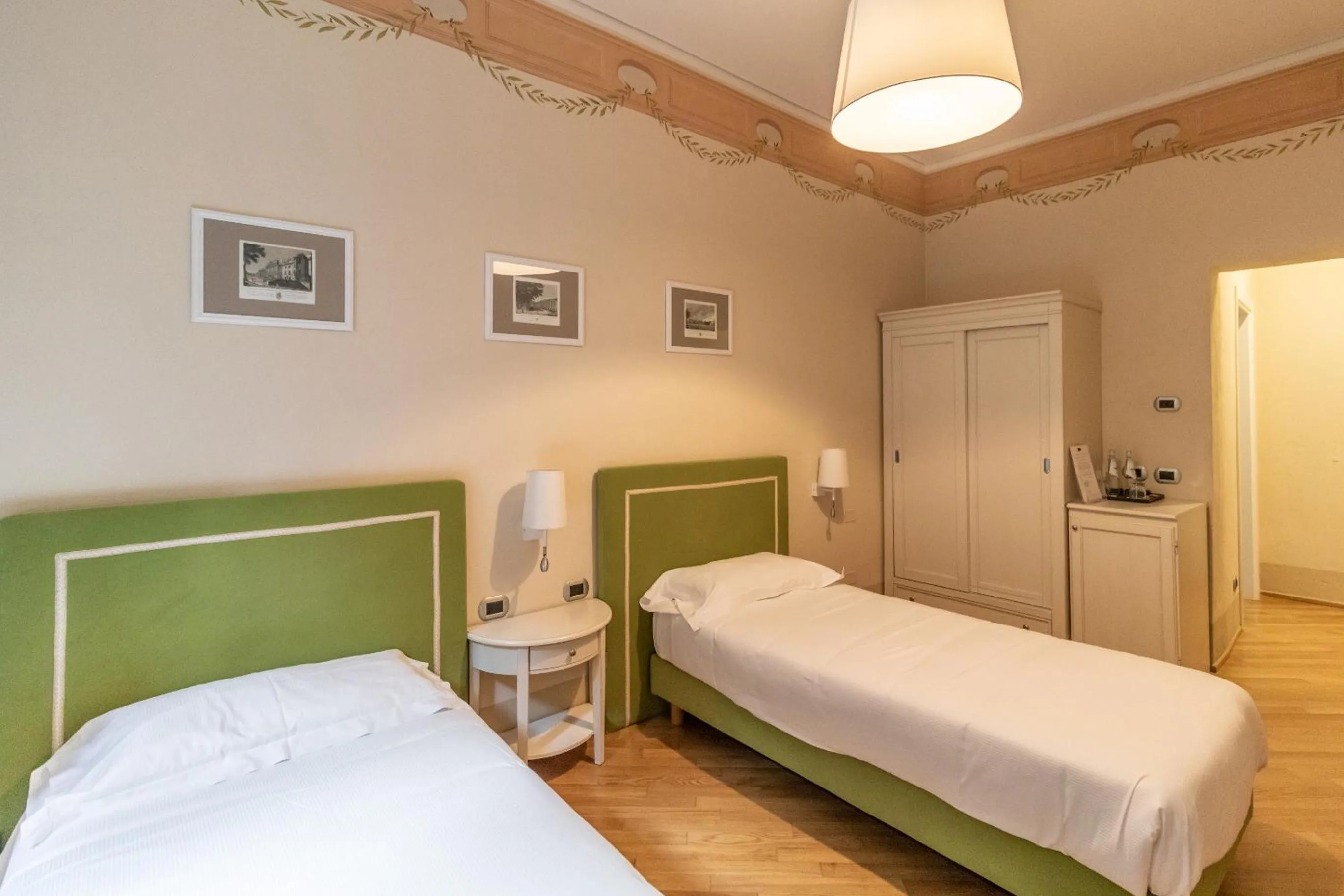 Bed in Casa Isolani Luxury Rooms Piazza Maggiore