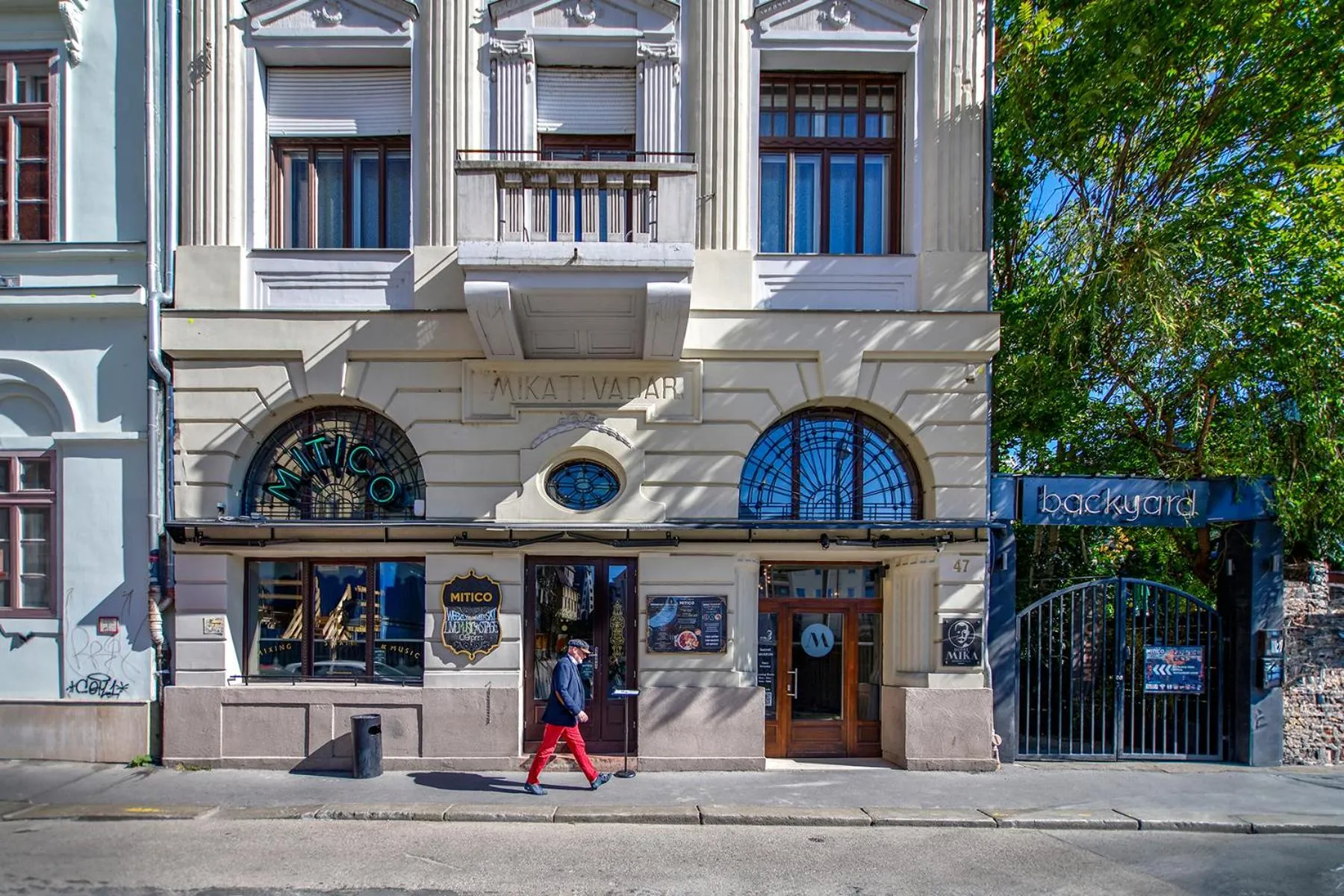 Property building in Hotel Mika Downtown